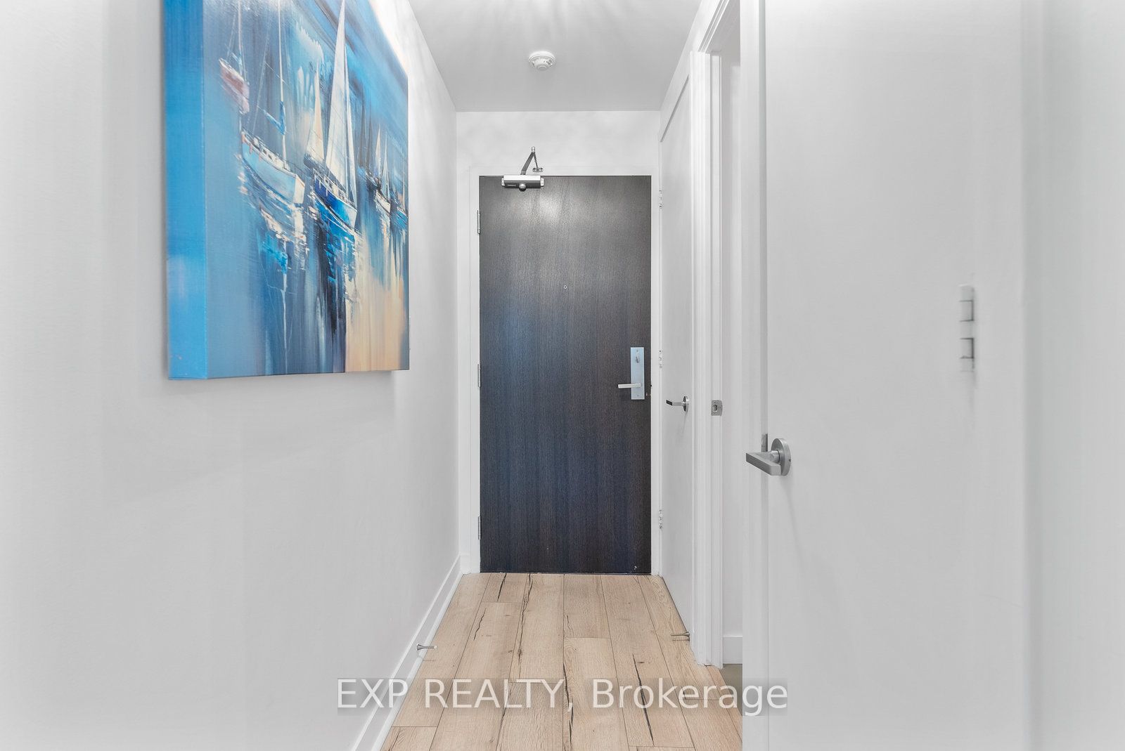 165 Legion Road N 422, Toronto, ON M8Y 0B3 photo 3