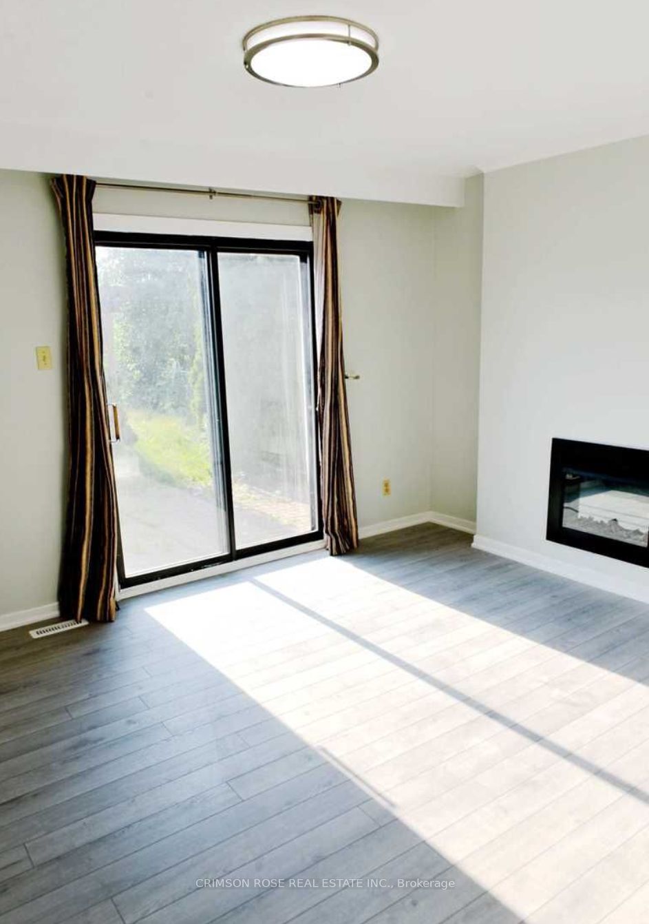 481 Fergo Avenue Main floor, Mississauga, ON L5B 2J2 photo 3