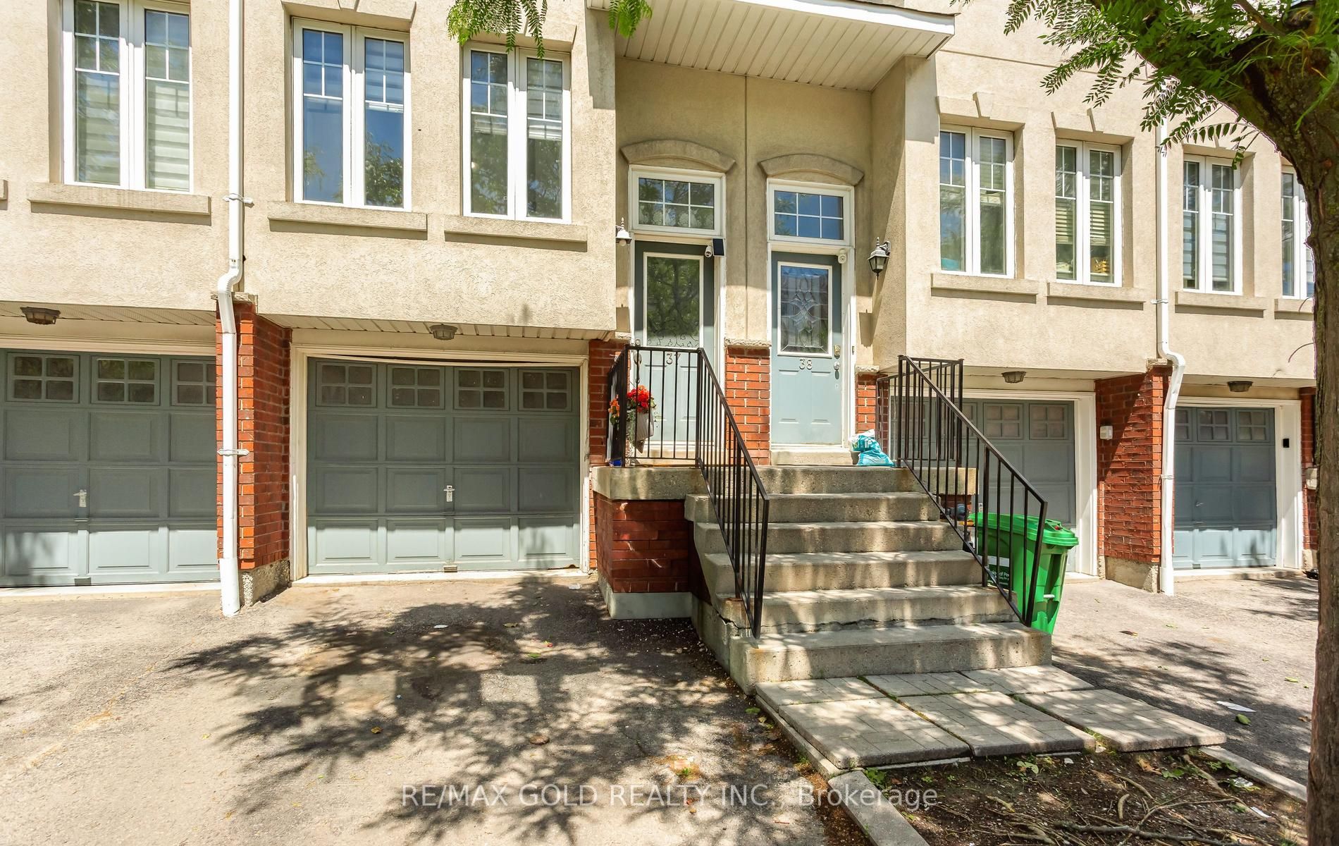 800 Dundas Street W 37, Mississauga, ON L5C 4S5 photo 4