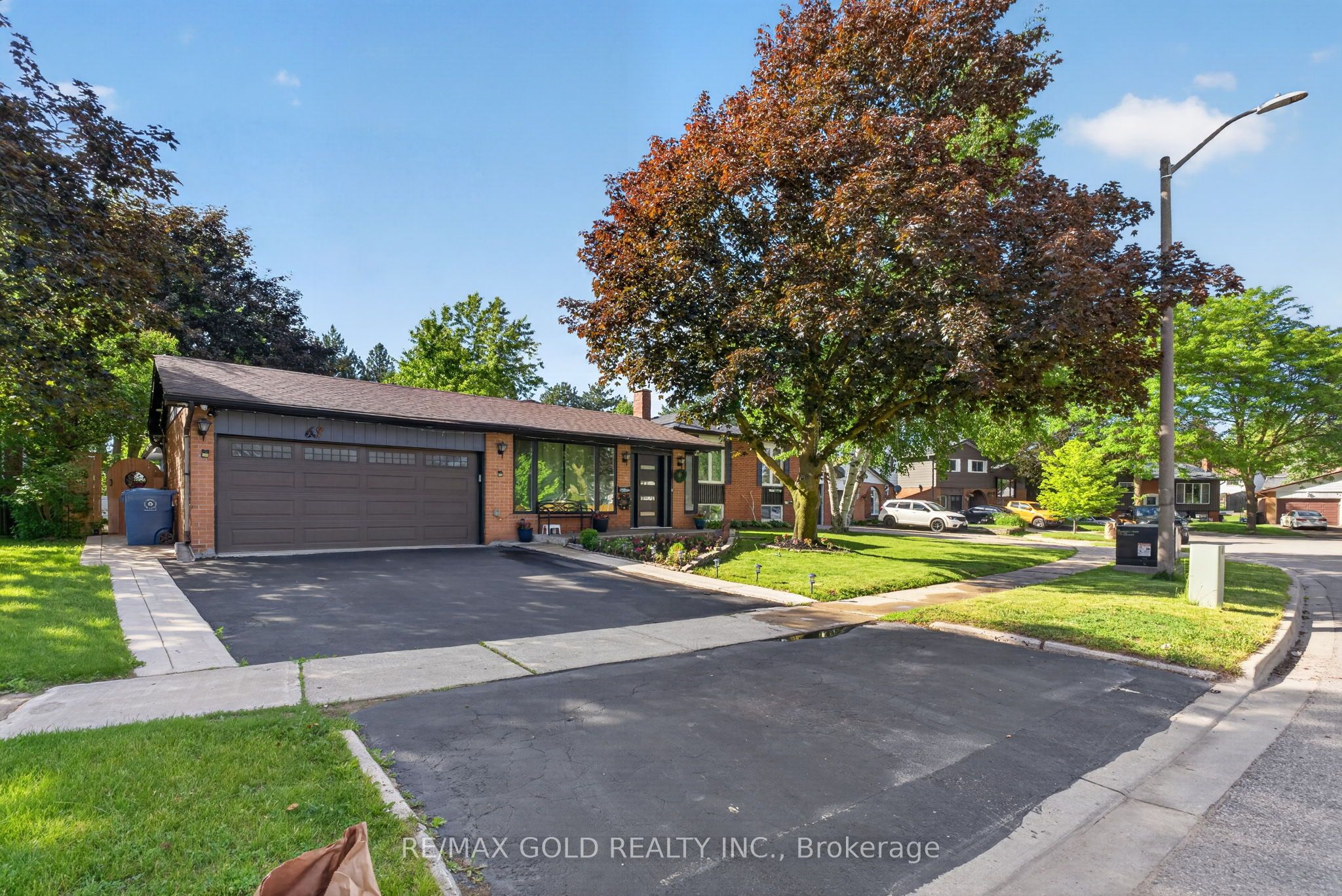 63 Morgandale Crescent, Orangeville, ON L9W 3C6 photo 2