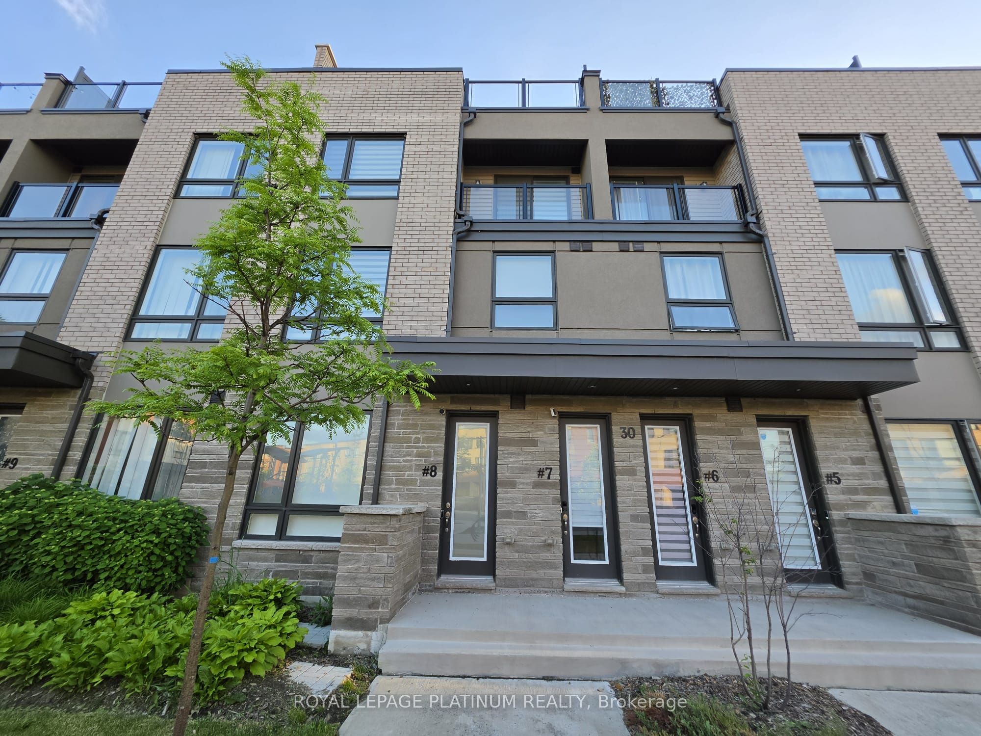 30 Woodstream Drive 8, Toronto, ON M9W 0G1 photo 2