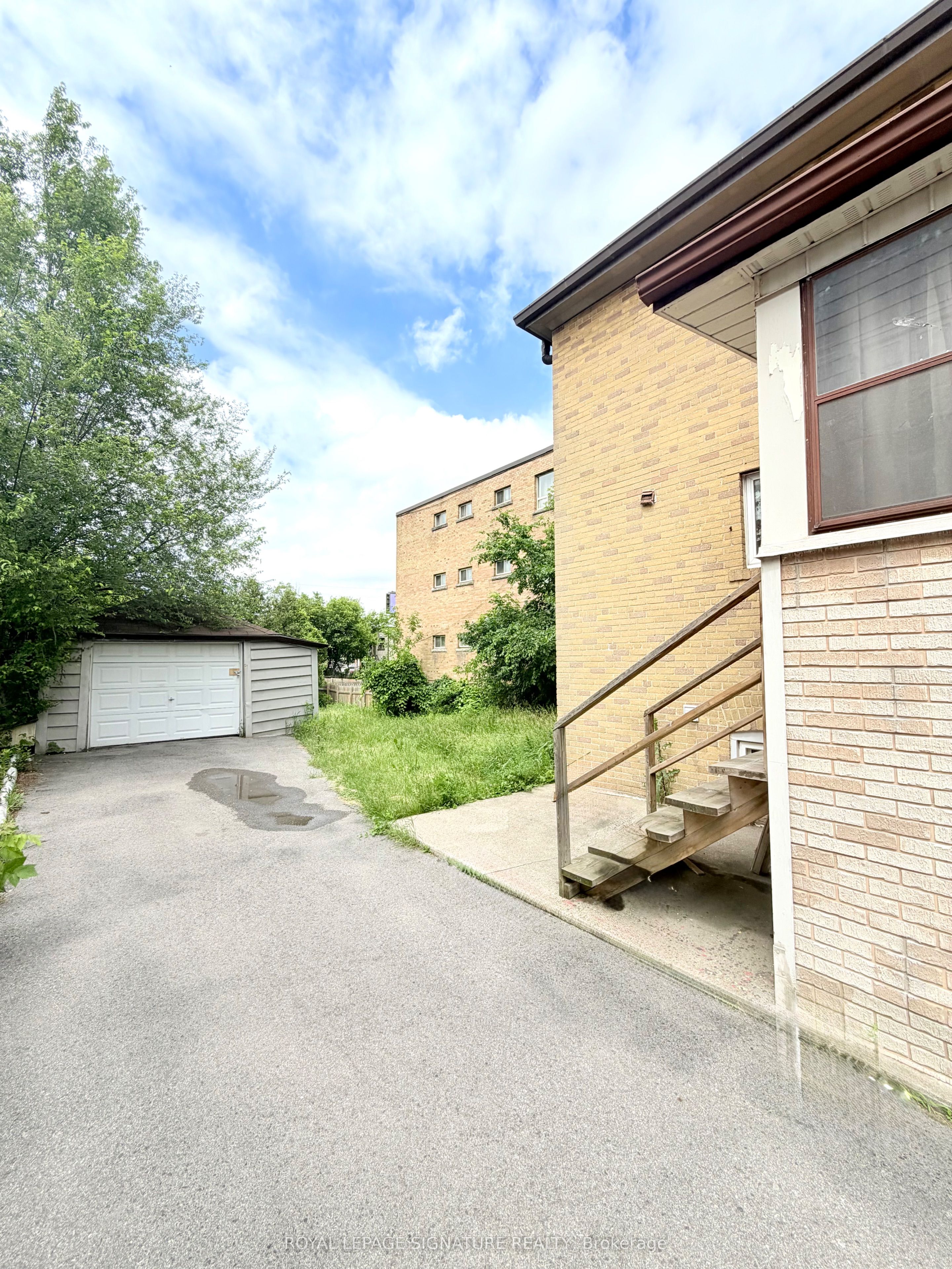 224 King Street, Toronto, ON M9N 1L7 photo 4