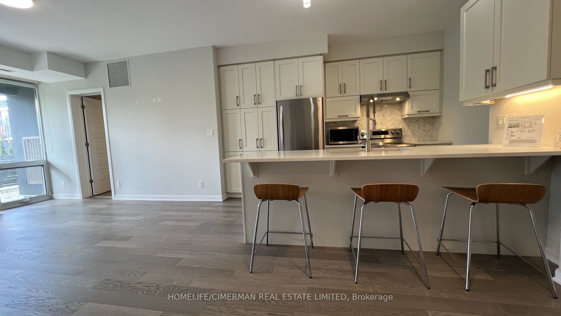 3028 Creekshore Common 113, Oakville, ON L5M 5K6 photo 3