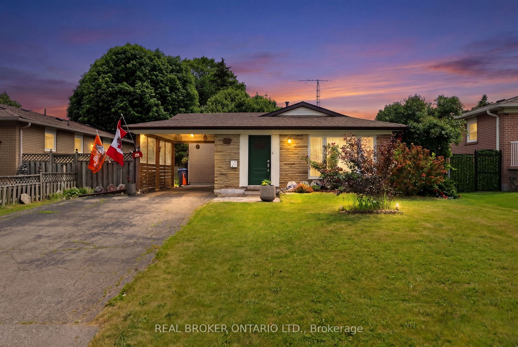 29 Northwood Drive, Brampton, ON L6X 2L3 photo 2