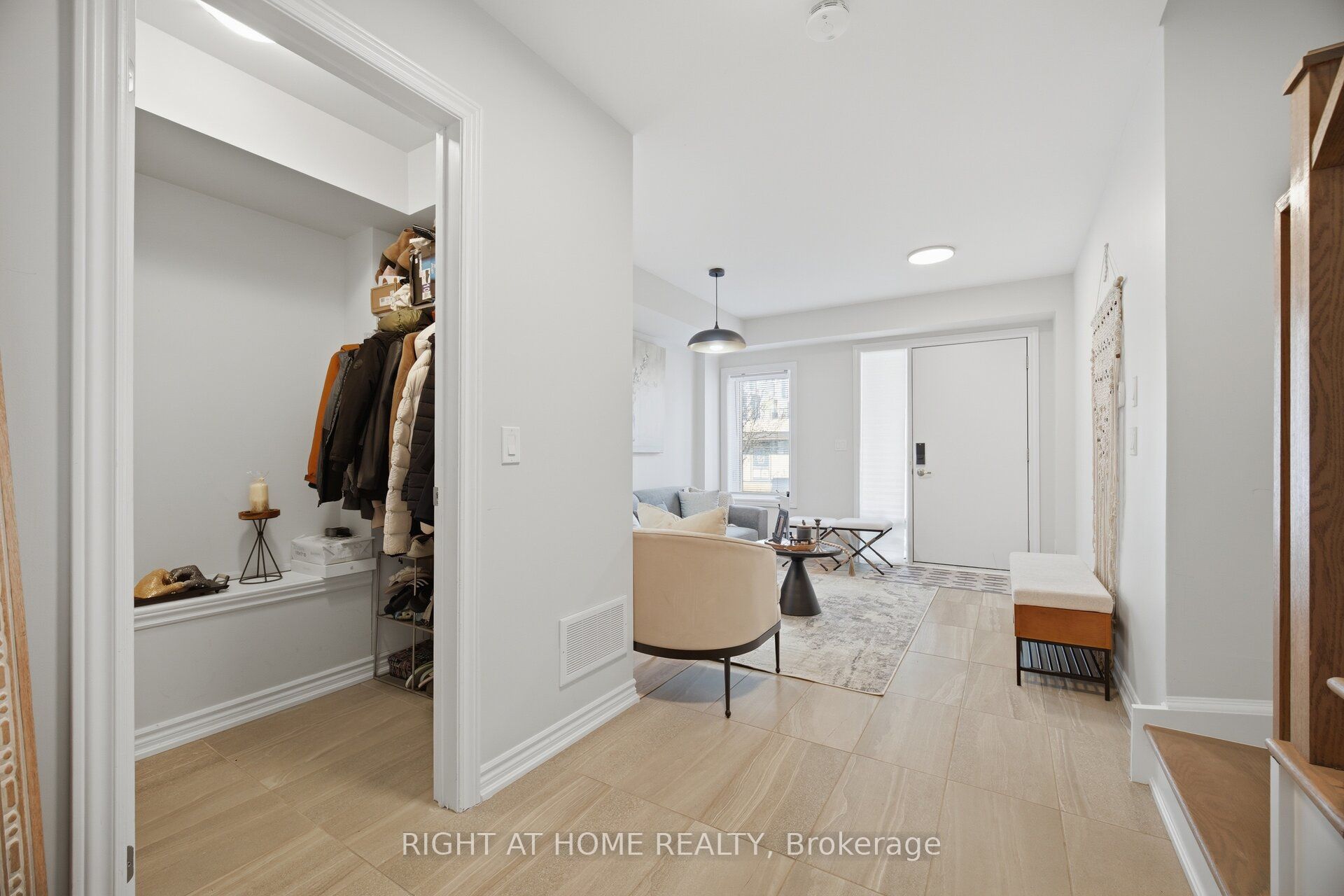 348 Wheat Boom Drive 6, Oakville, ON L6H 3V6 photo 5
