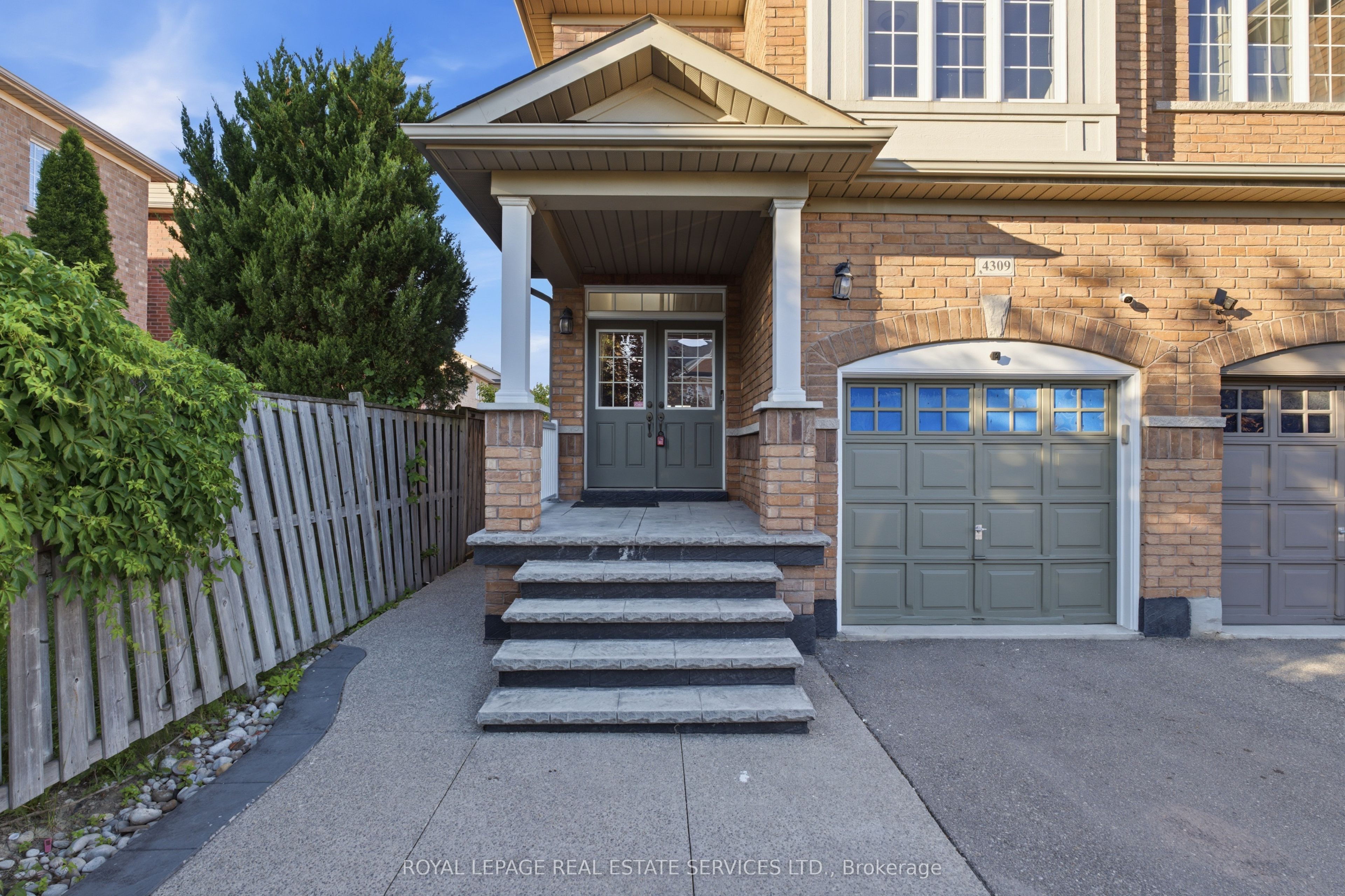 4309 Trail Blazer Way, Mississauga, ON L5R 0A9 photo 4