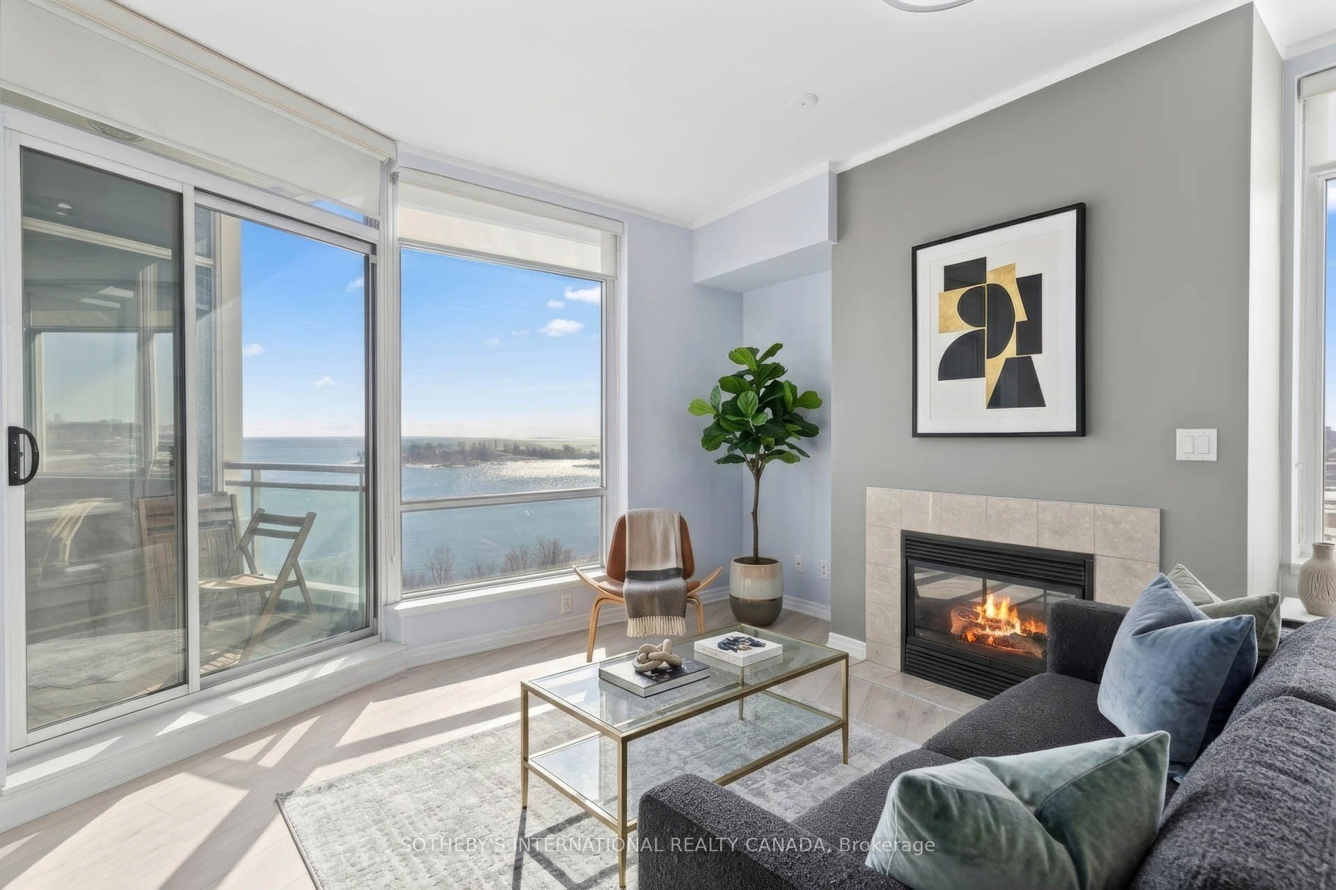 5 Marine Parade Drive 1013, Toronto, ON M8V 4B4