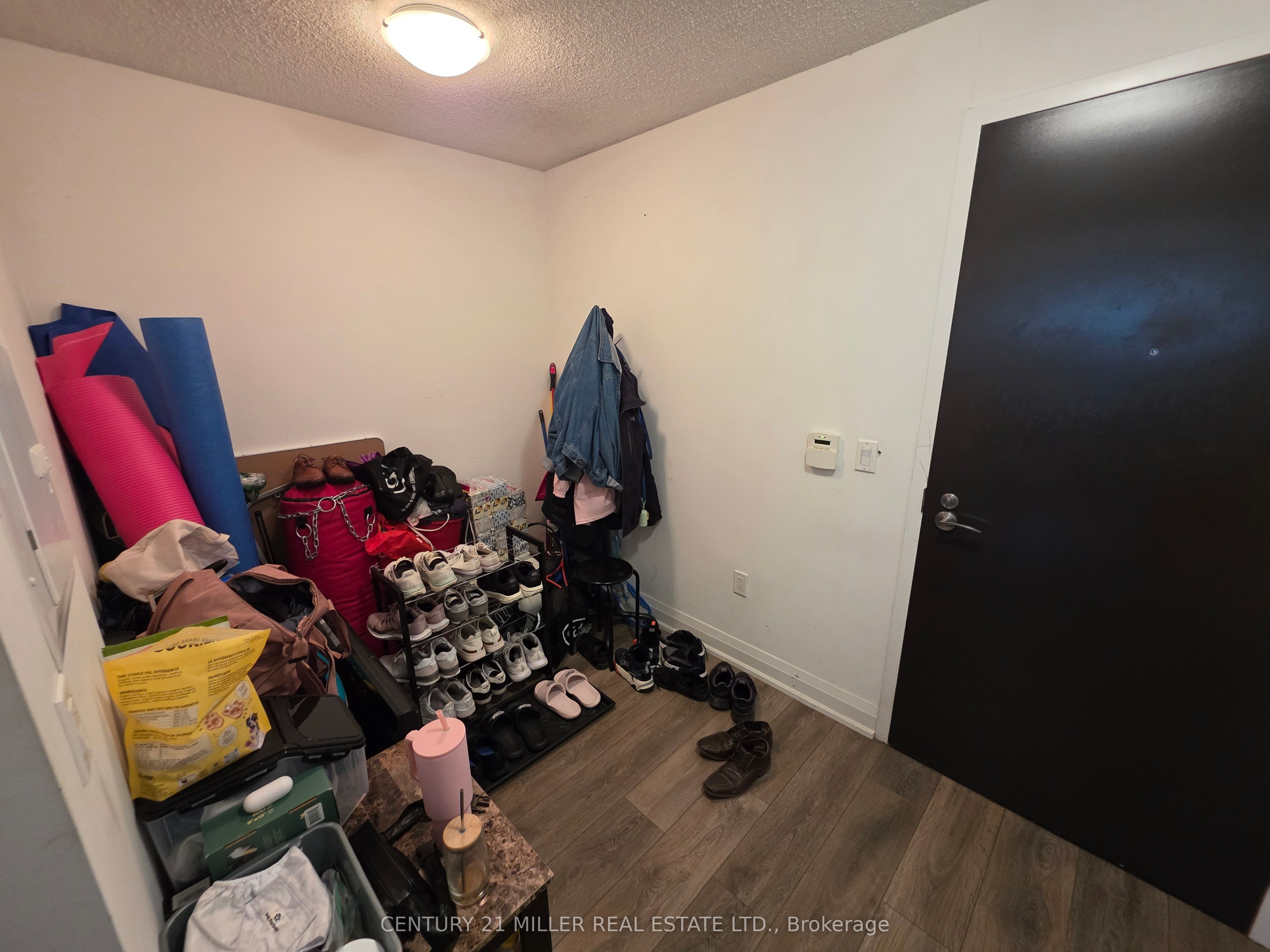 9 Valhalla Inn Road 505, Toronto, ON M9B 0B2 photo 5
