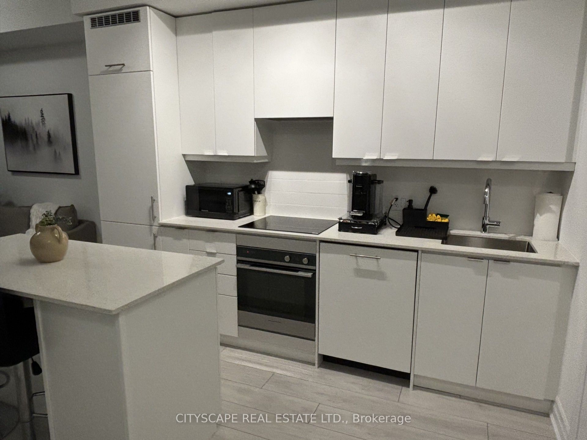 30 Elm Drive 2307, Mississauga, ON L5B 0N6 photo 3