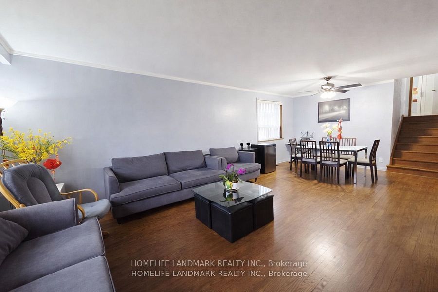 7 Burtonwood Crescent, Toronto, ON M9V 3L9 photo 3
