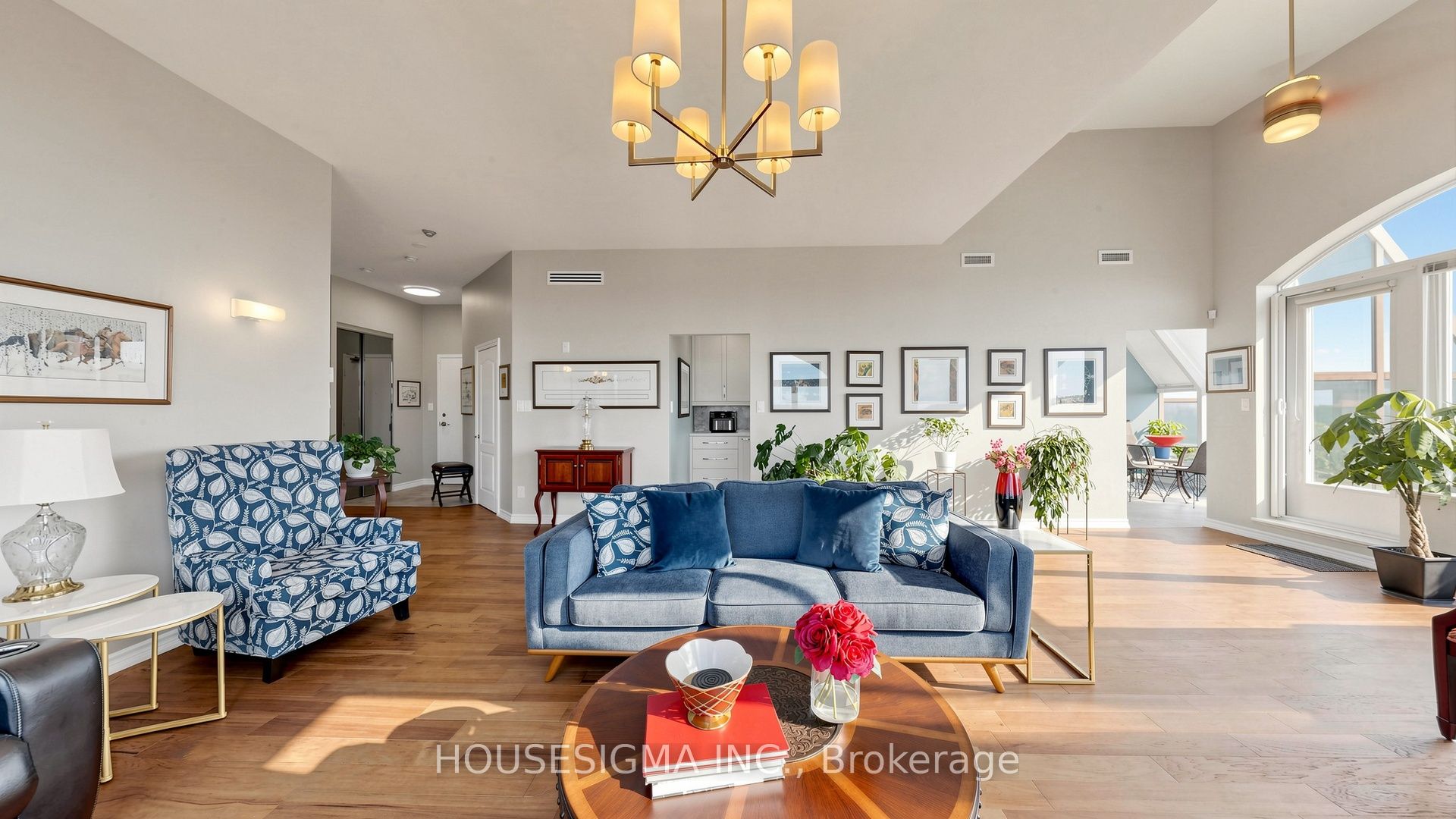 3 Dayspring Circle 505, Brampton, ON L6P 1B7