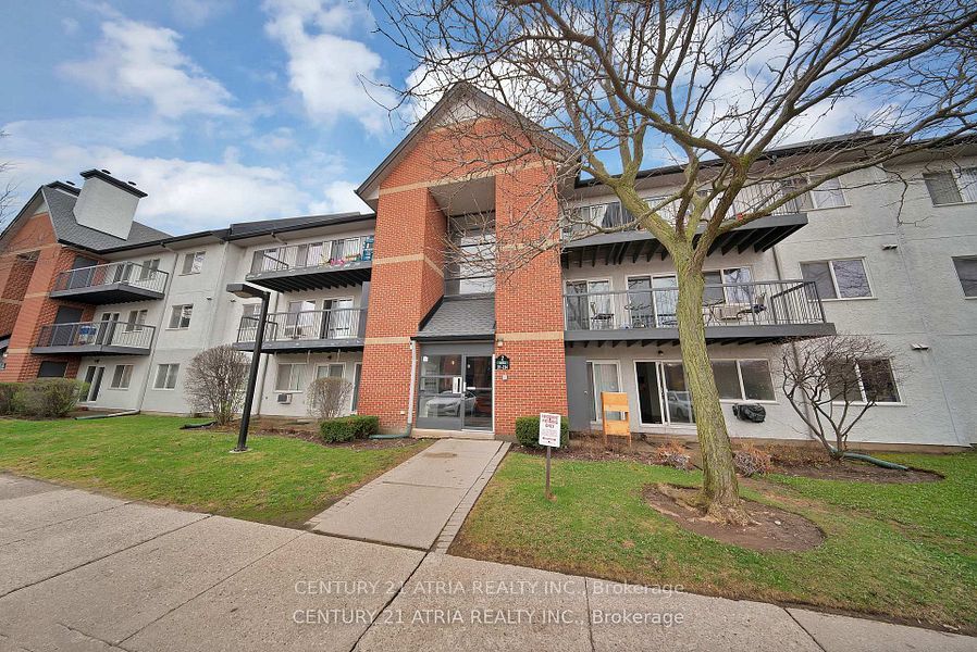 1450 Glen Abbey Gate 212, Oakville, ON L6M 2V7 photo 2