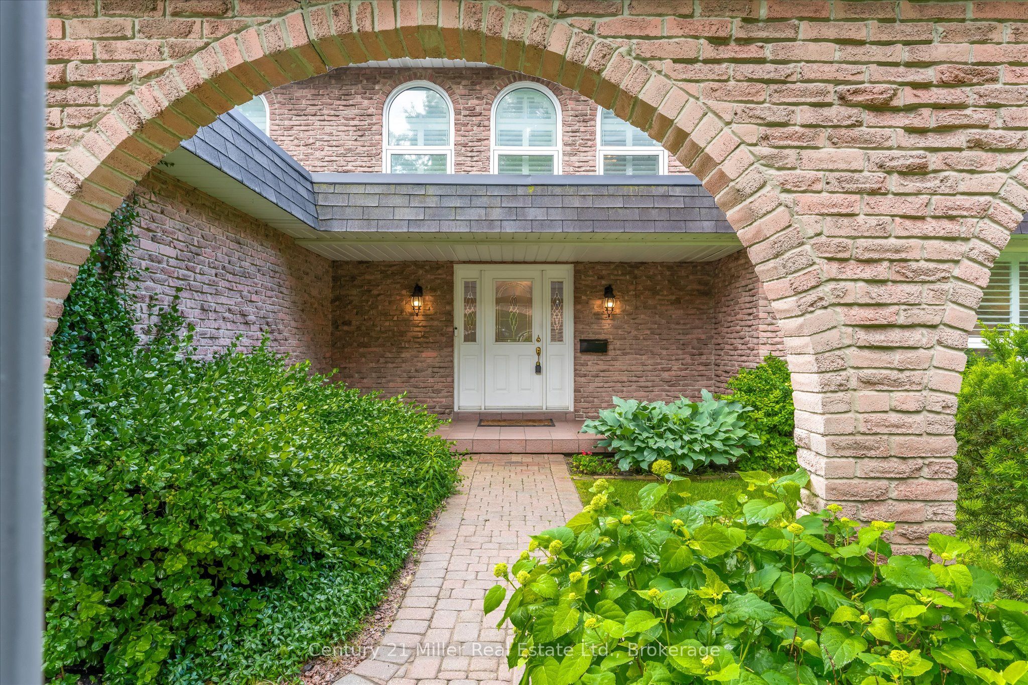1482 Caulder Drive, Oakville, ON L6J 5S9 photo 4