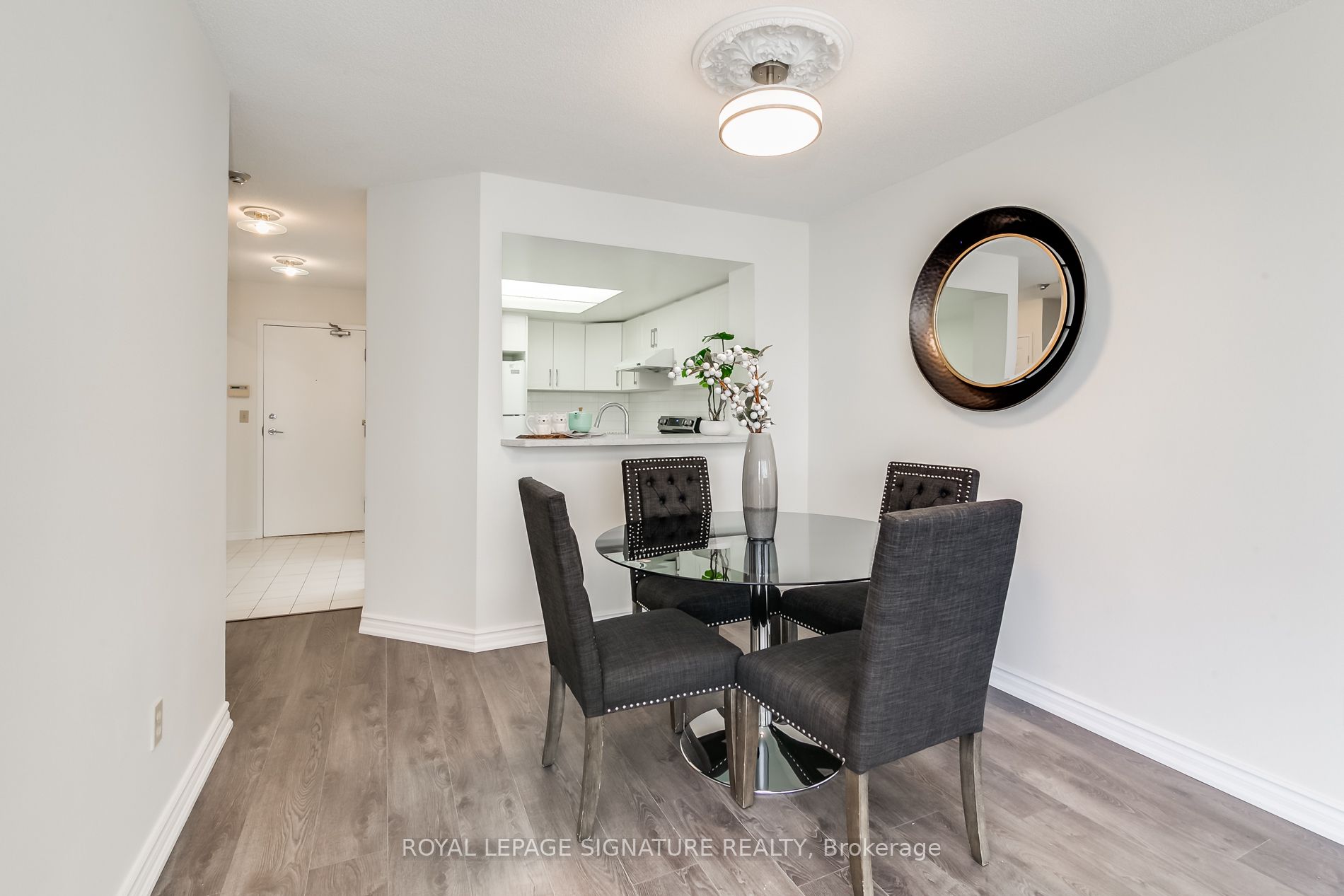 325 Webb Drive 707, Mississauga, ON L5B 3Z9 photo 5