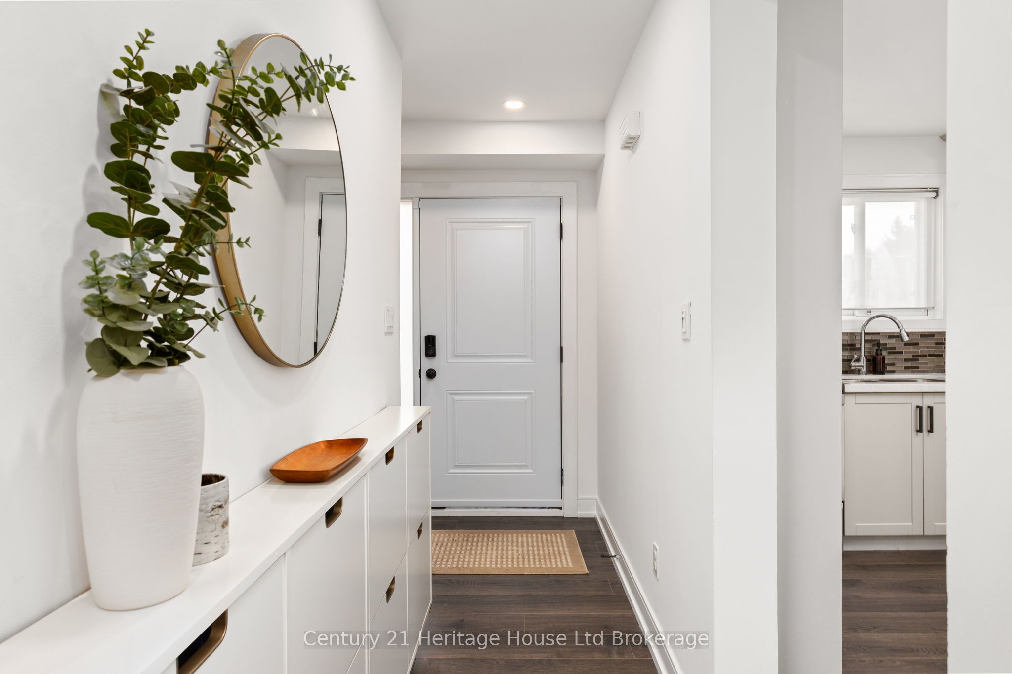 9 San Vito Way, Toronto, ON M3L 2G7 photo 2