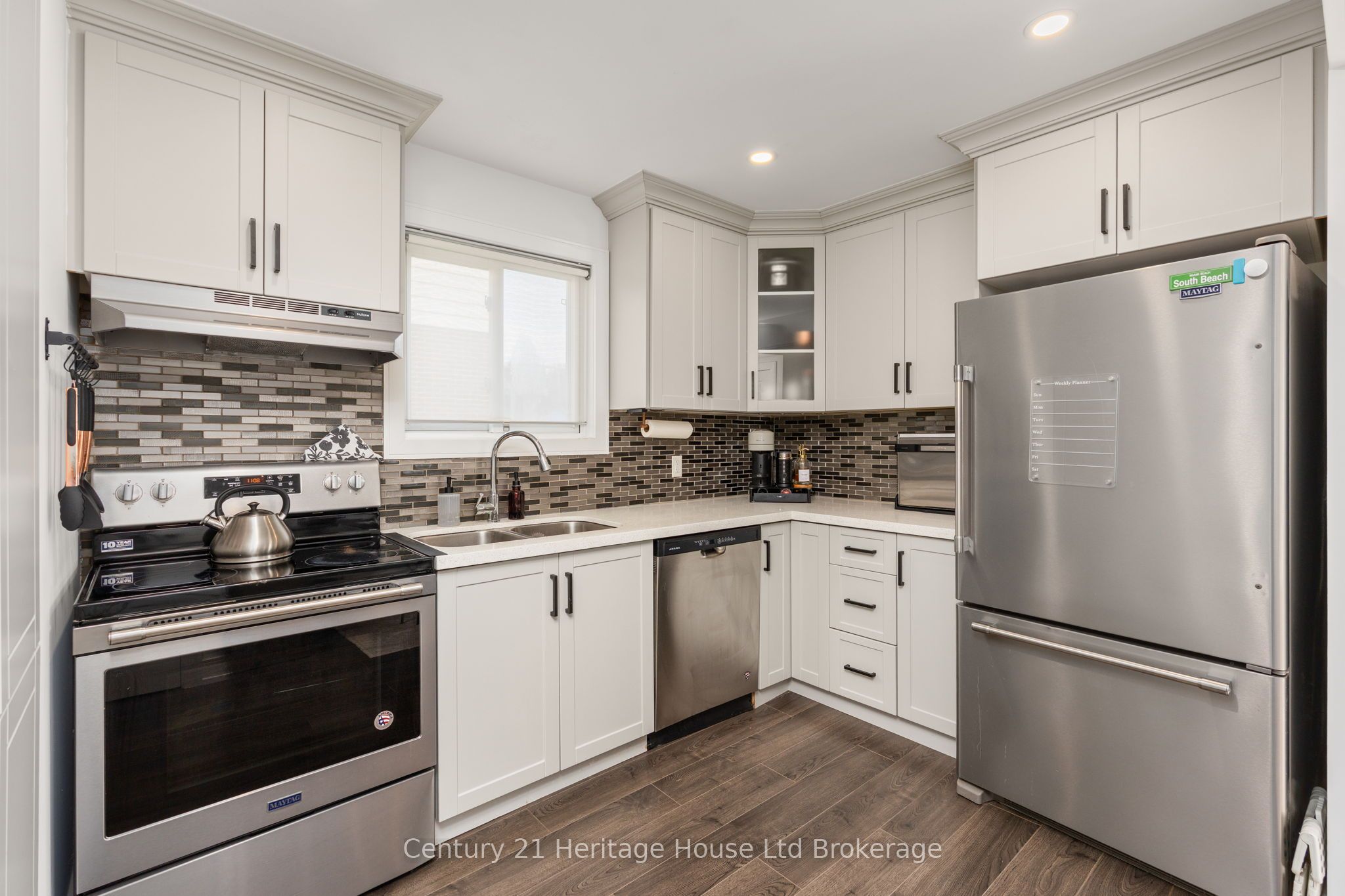 9 San Vito Way, Toronto, ON M3L 2G7 photo 3