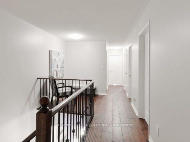 3219 Cabano Crescent, Mississauga, ON L5M 0B9 photo 4