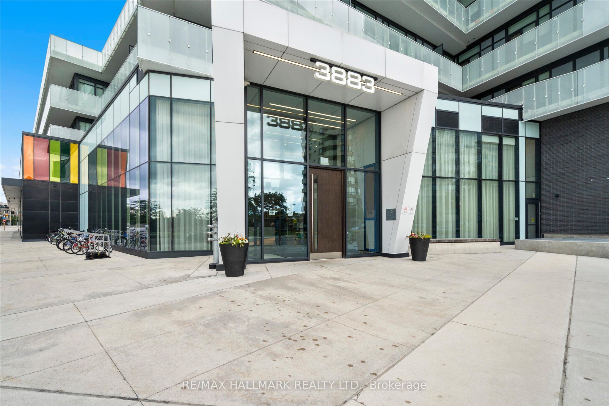 3883 Quartz Road 1405, Mississauga, ON L5B 0M4 photo 3