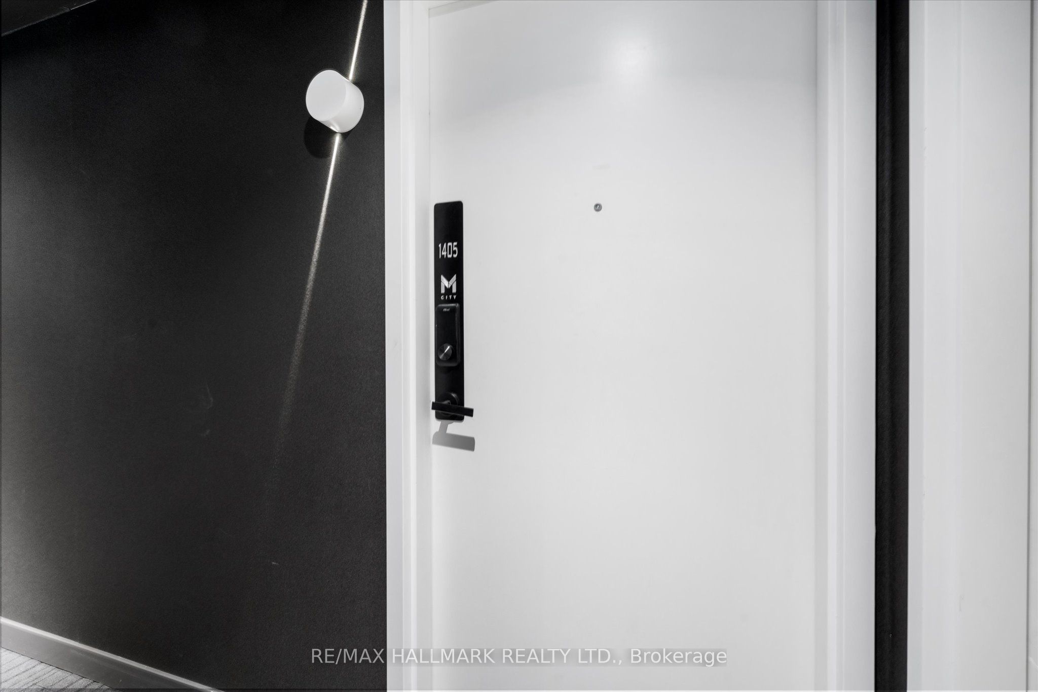 3883 Quartz Road 1405, Mississauga, ON L5B 0M4 photo 5