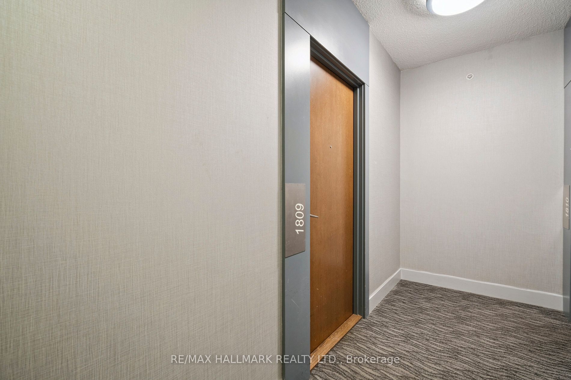 2200 Lake Shore Boulevard W 1809, Toronto, ON M8V 1A4 photo 4