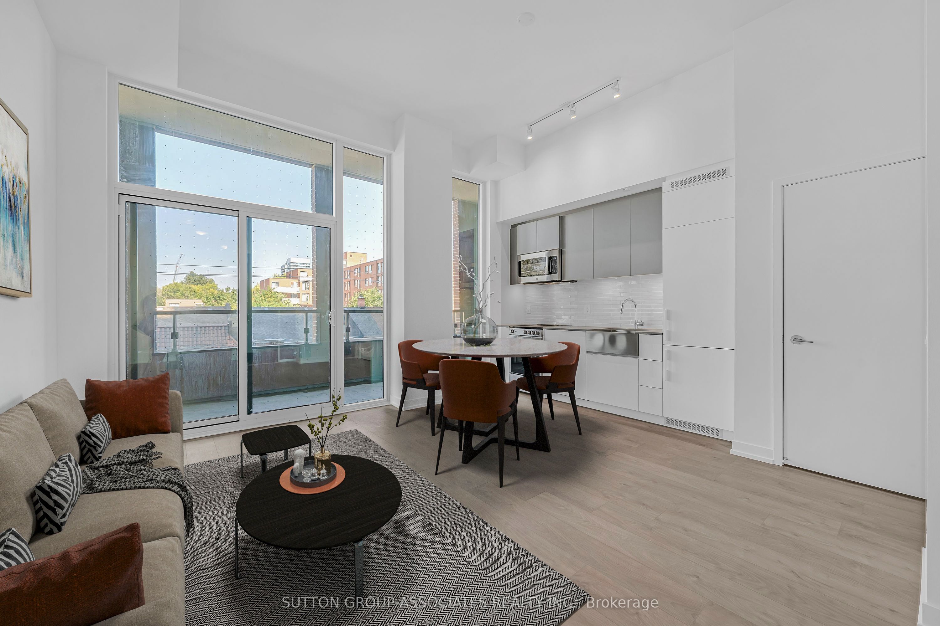 270 Dufferin Street 213, Toronto, ON M6K 0H8