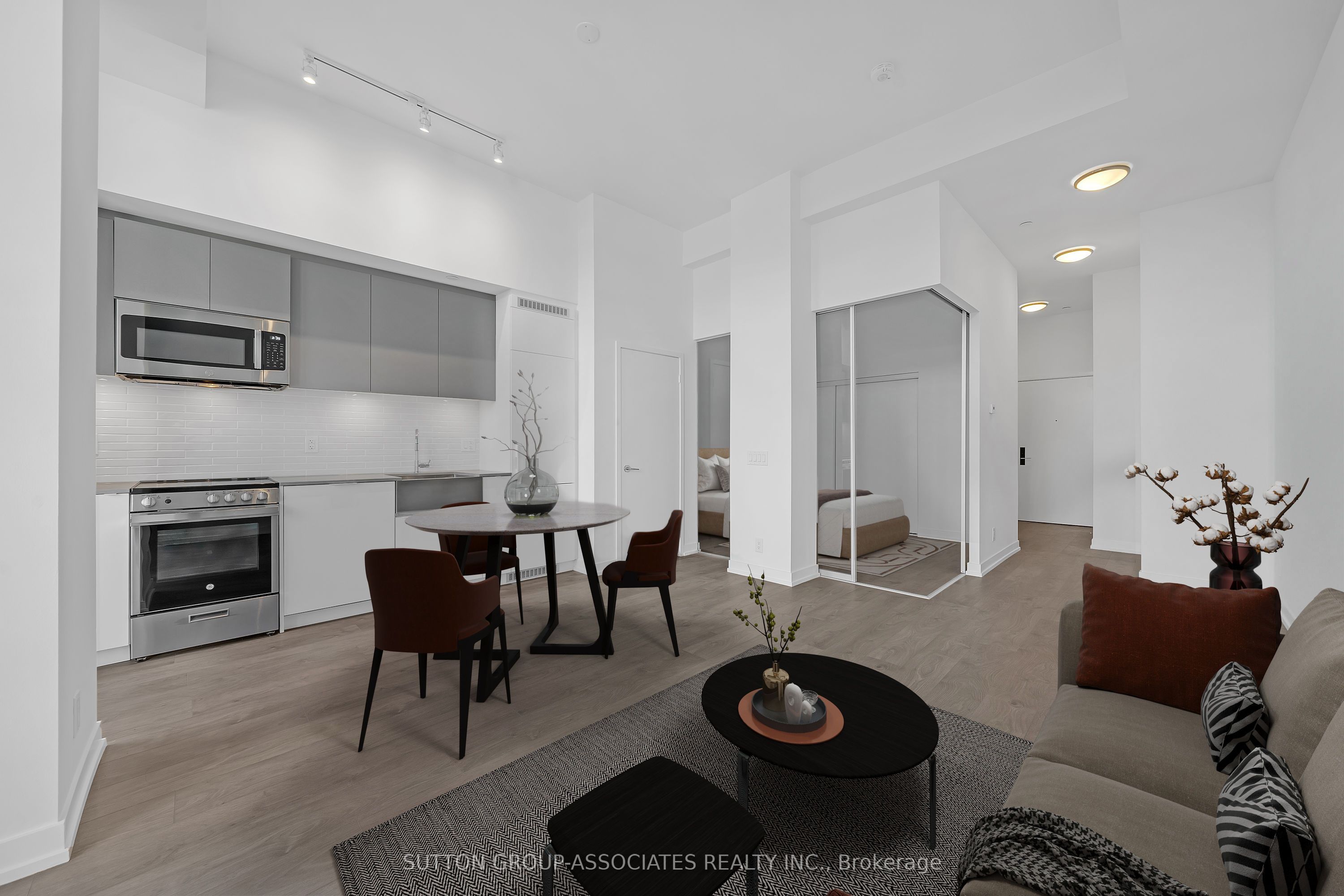 270 Dufferin Street 213, Toronto, ON M6K 0H8 photo 2