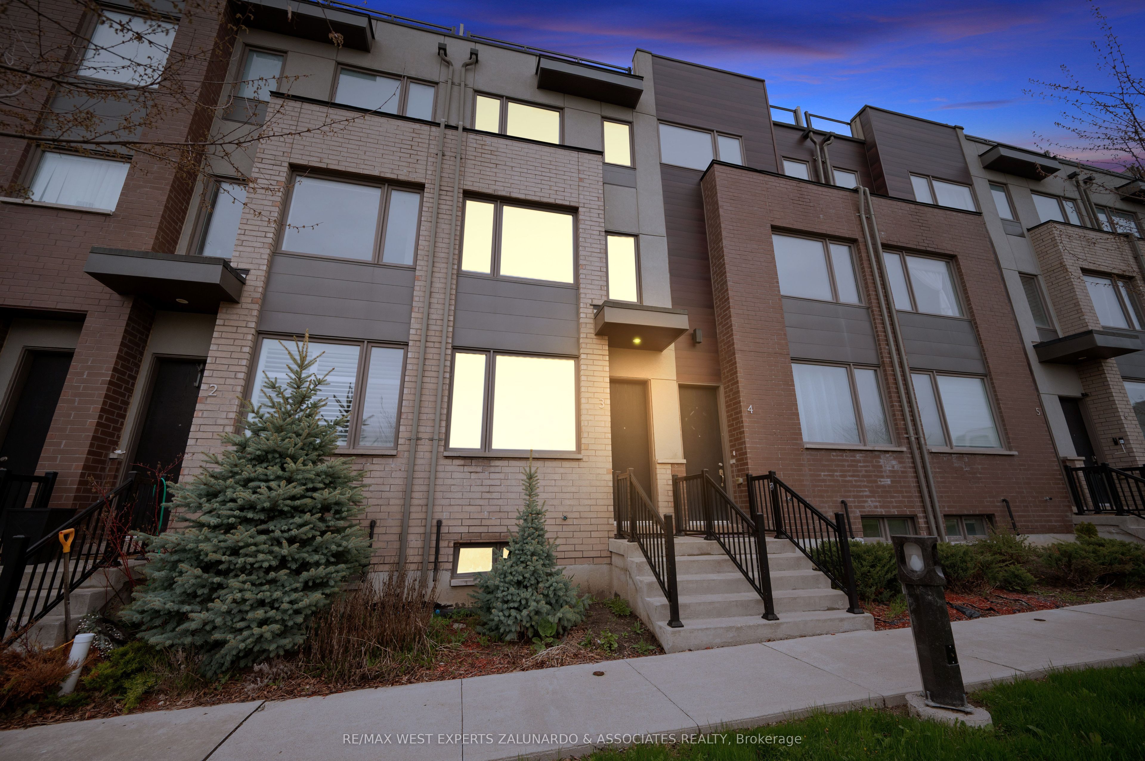 120 Frederick Tisdale Drive 3, Toronto, ON M3K 0A8 photo 4