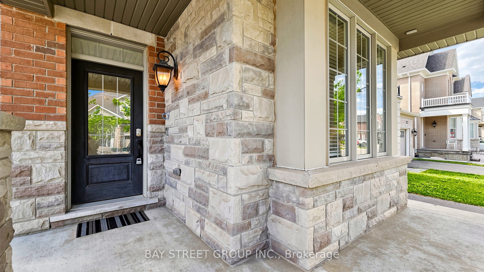 170 Fowley Drive, Oakville, ON L6H 0M8 photo 3