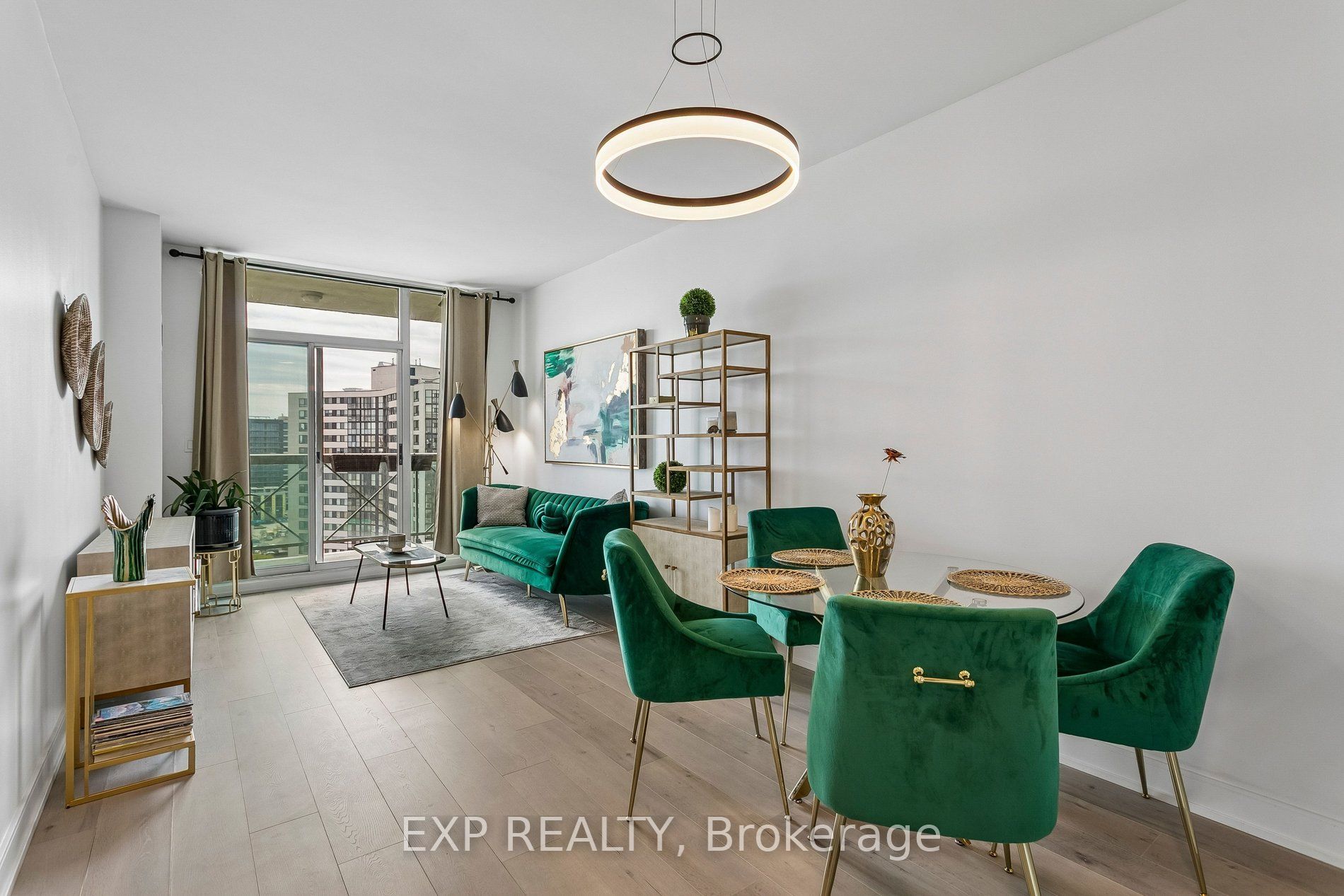 1359 Rathburn Road E 1406, Mississauga, ON L4W 5P7 photo 5