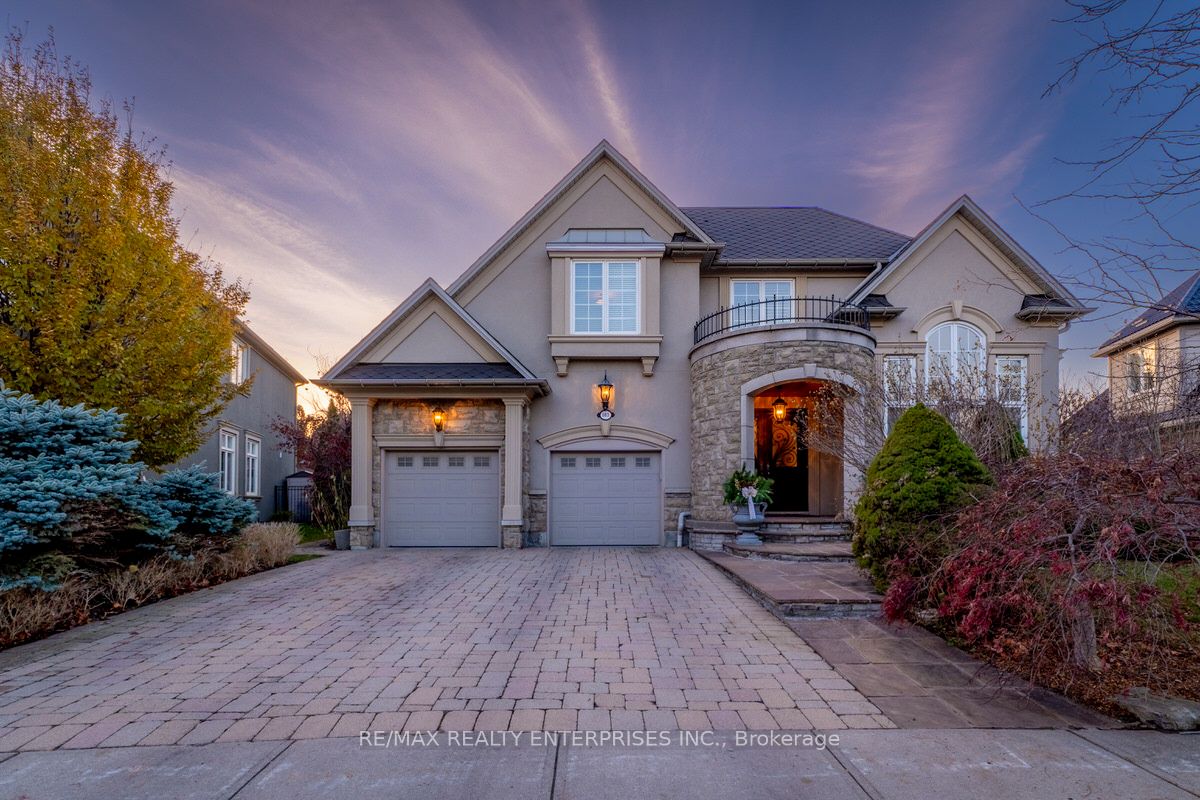 683 Canyon Street, Mississauga, ON L5H 4L9