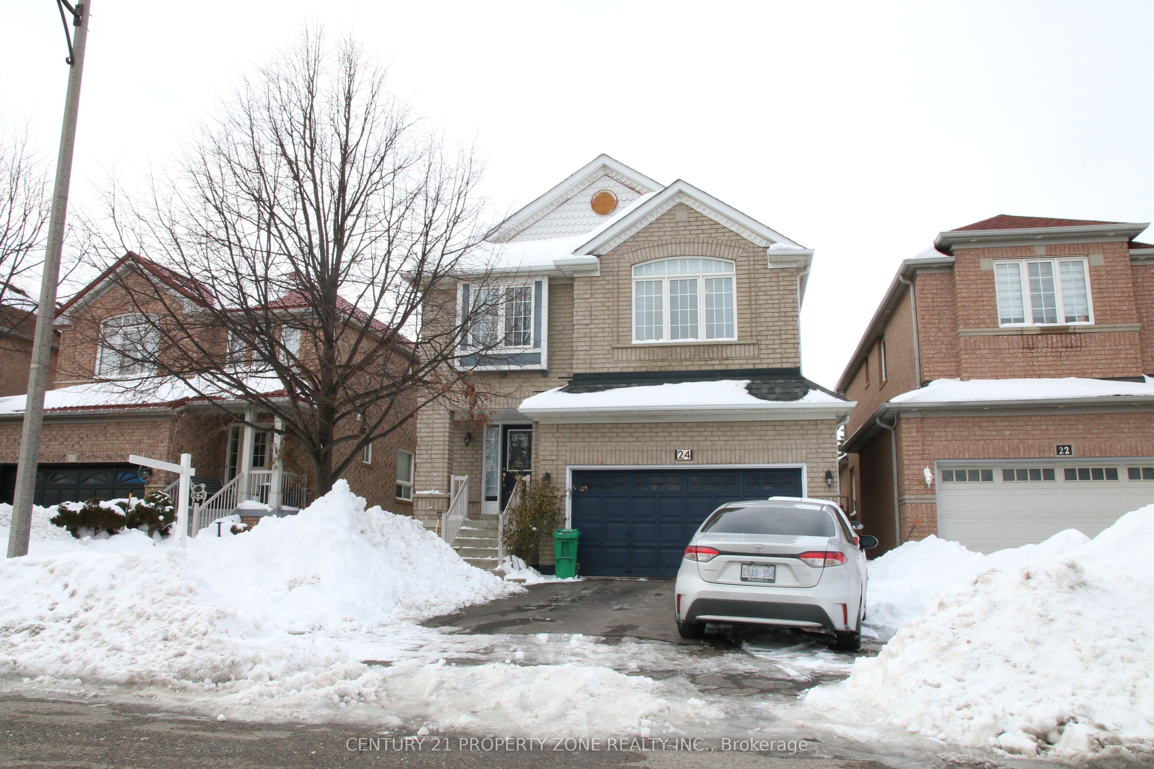 24 Sweet Clover Crescent, Brampton, ON L6R 3A2