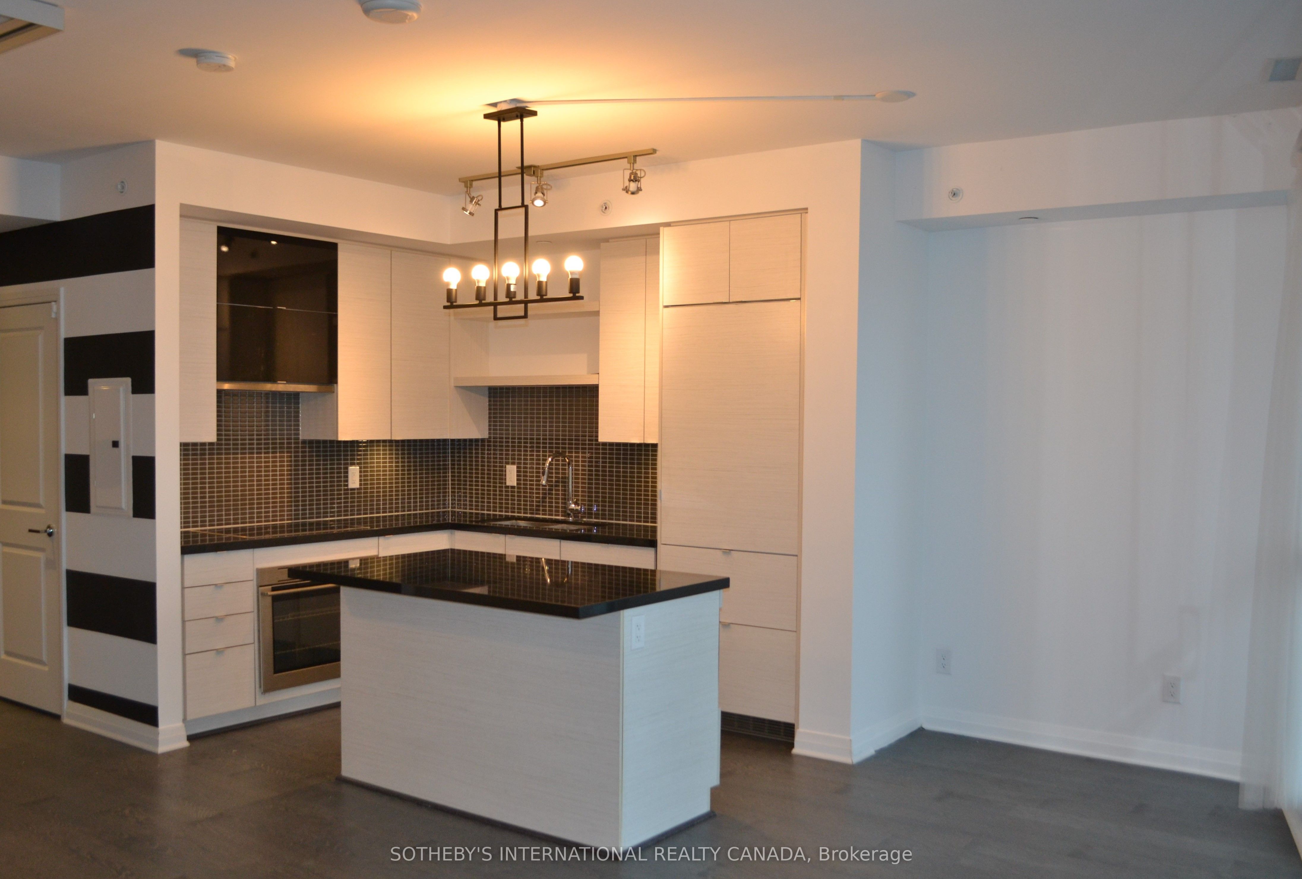 59 Annie Craig Drive 2705, Toronto, ON M8V 0C4 photo 3
