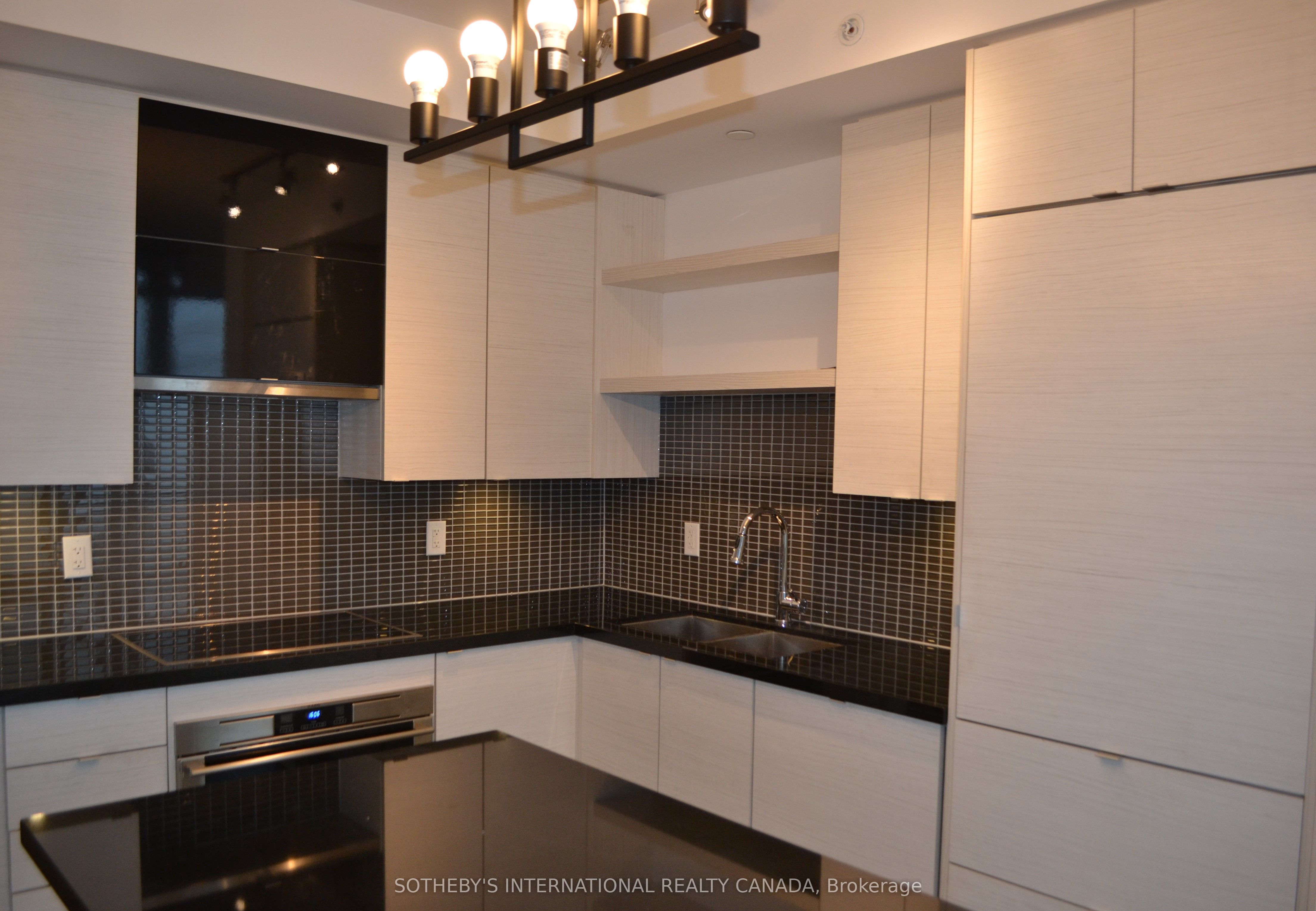 59 Annie Craig Drive 2705, Toronto, ON M8V 0C4 photo 5