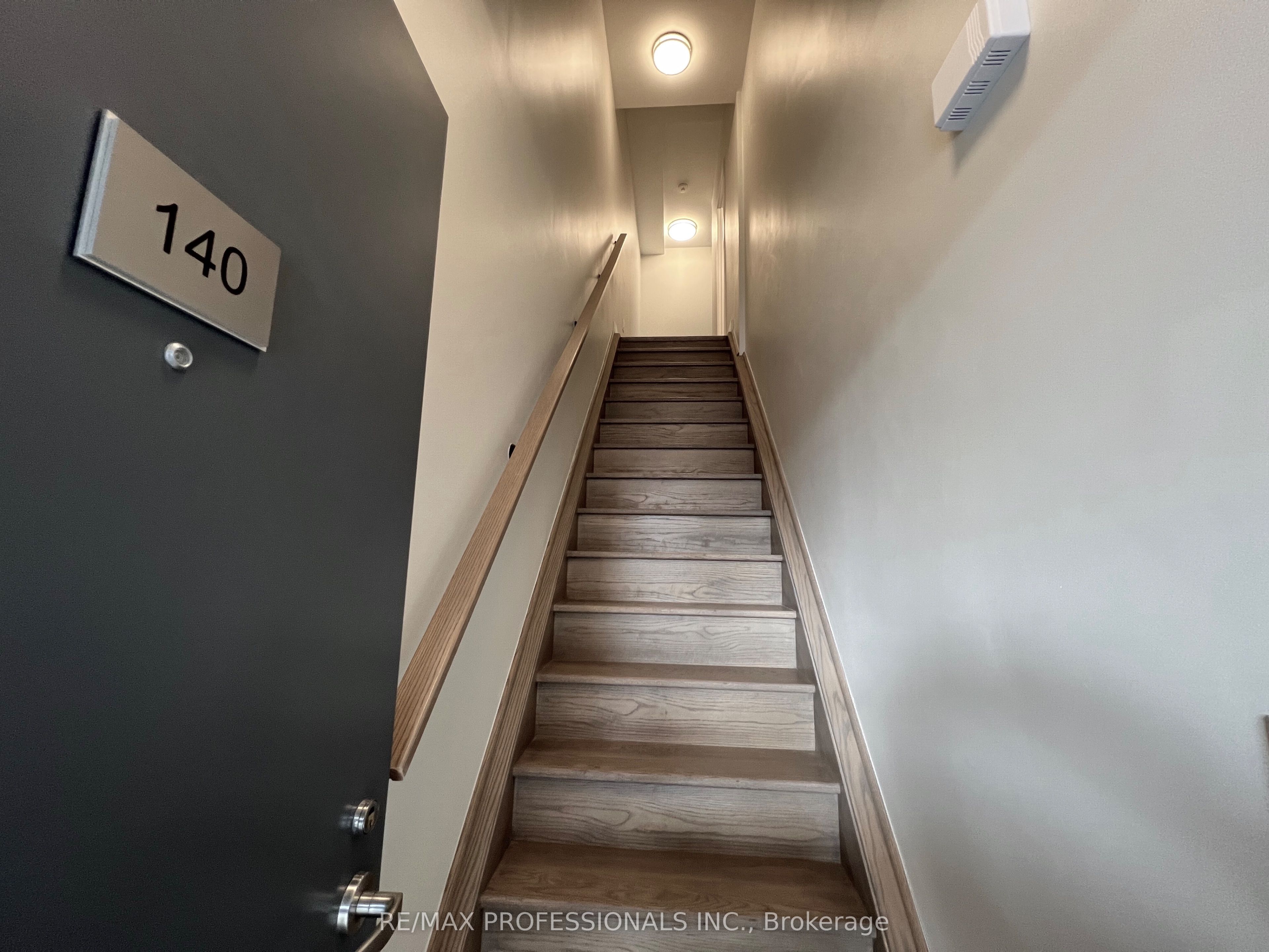 62 Dixfield Drive 140, Toronto, ON M9C 3W1 photo 3