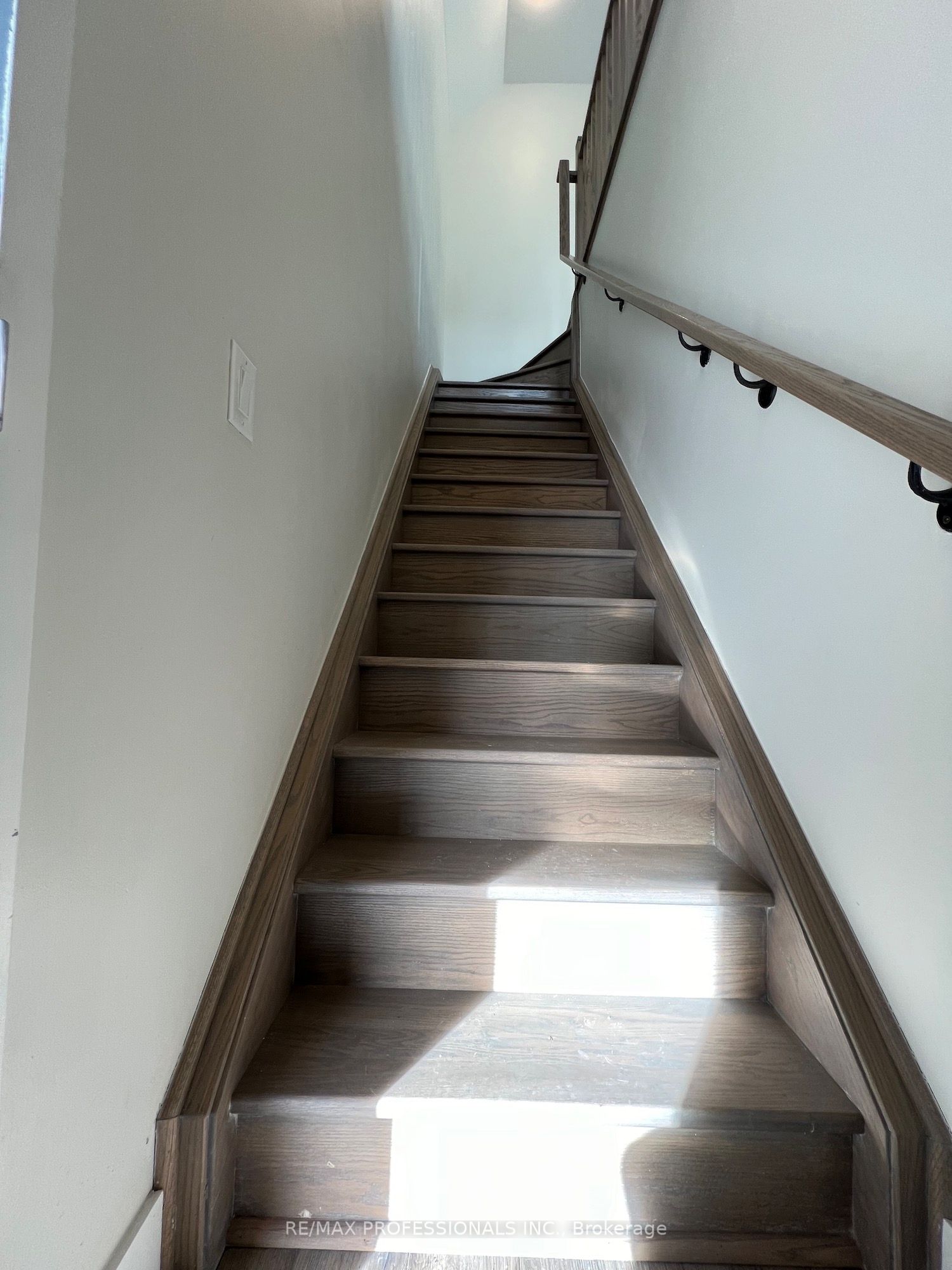 62 Dixfield Drive 102, Toronto, ON M9C 3W1 photo 2