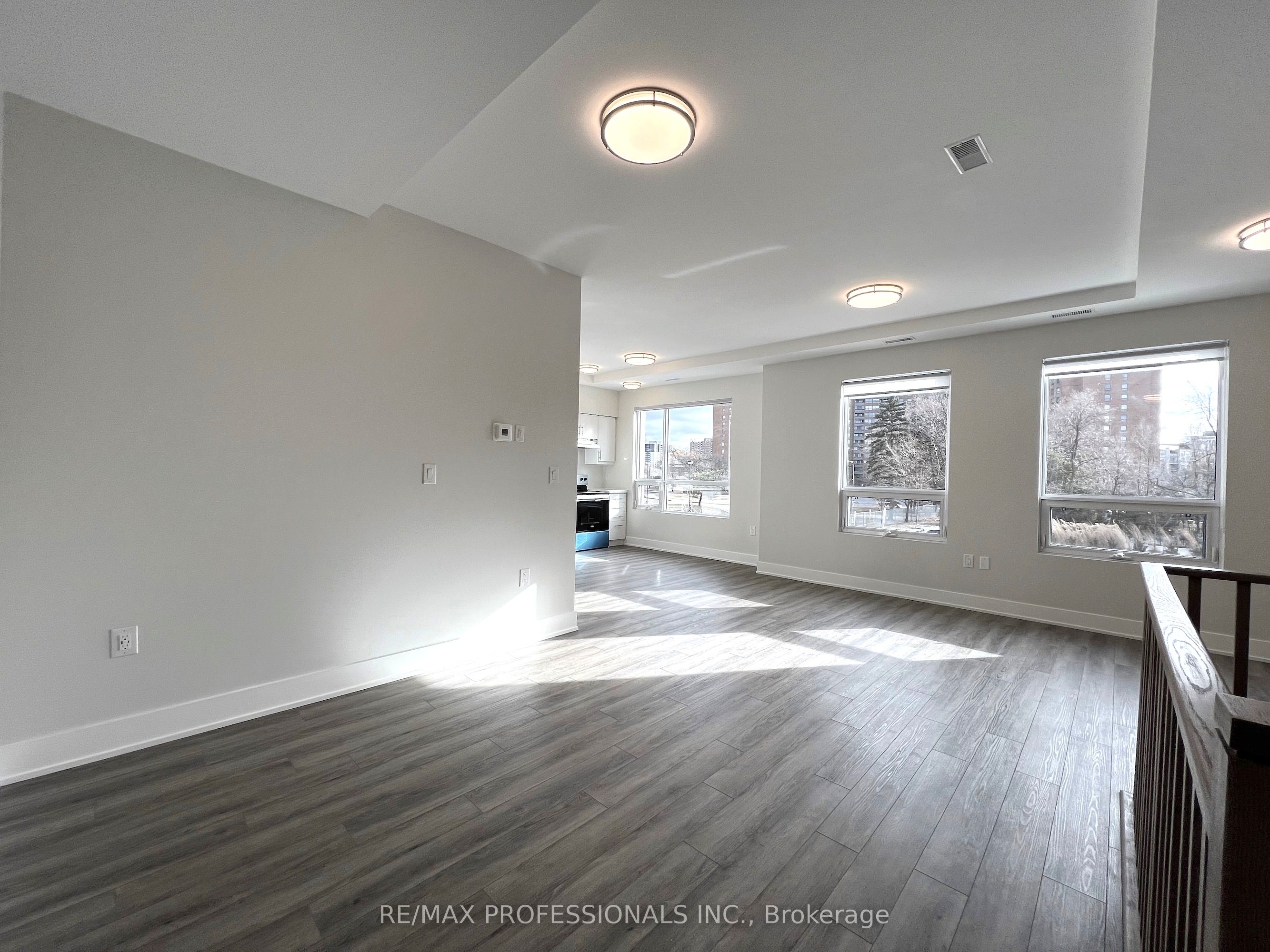 62 Dixfield Drive 102, Toronto, ON M9C 3W1 photo 4