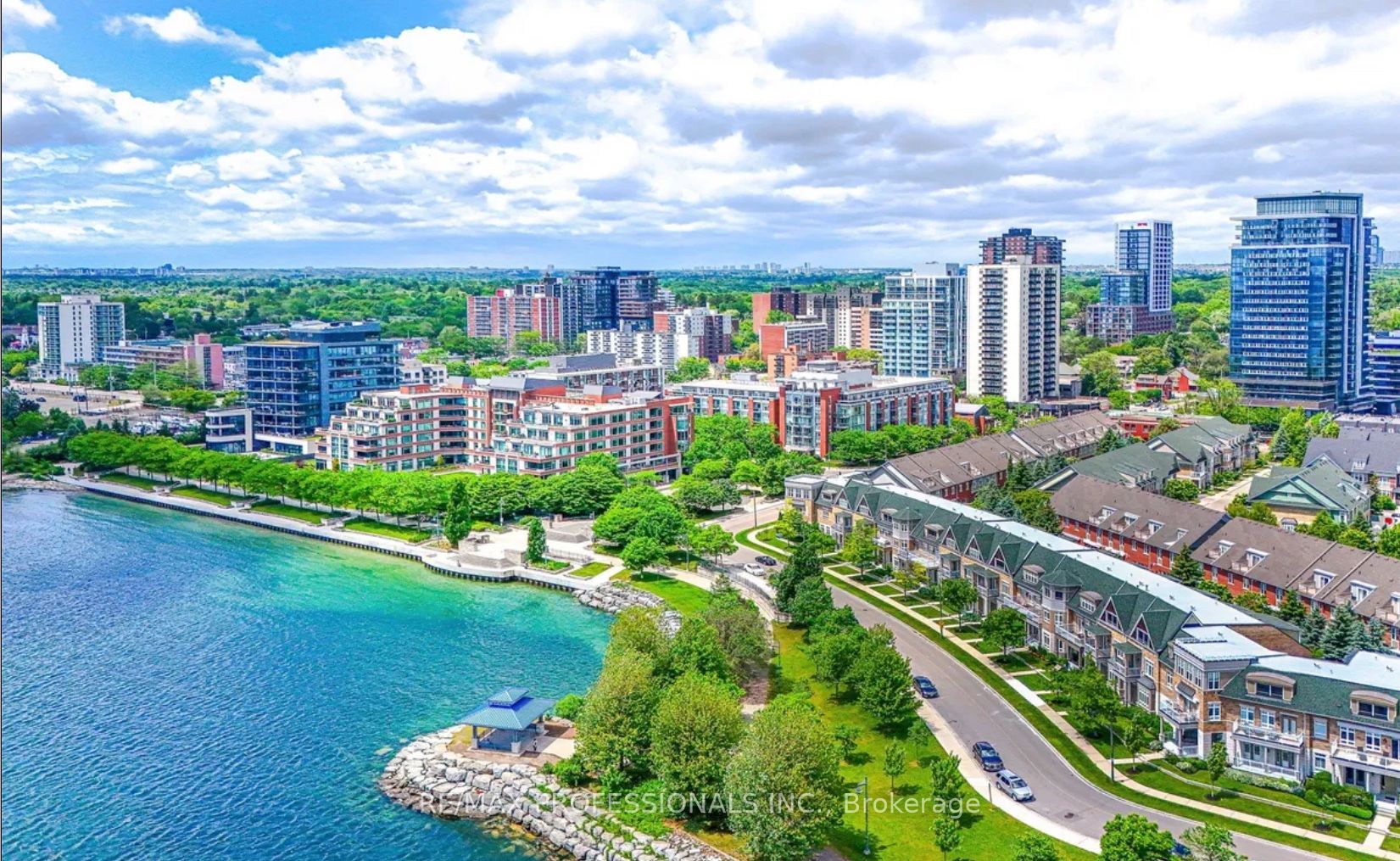 80 Port Street E 216, Mississauga, ON L5G 4V6