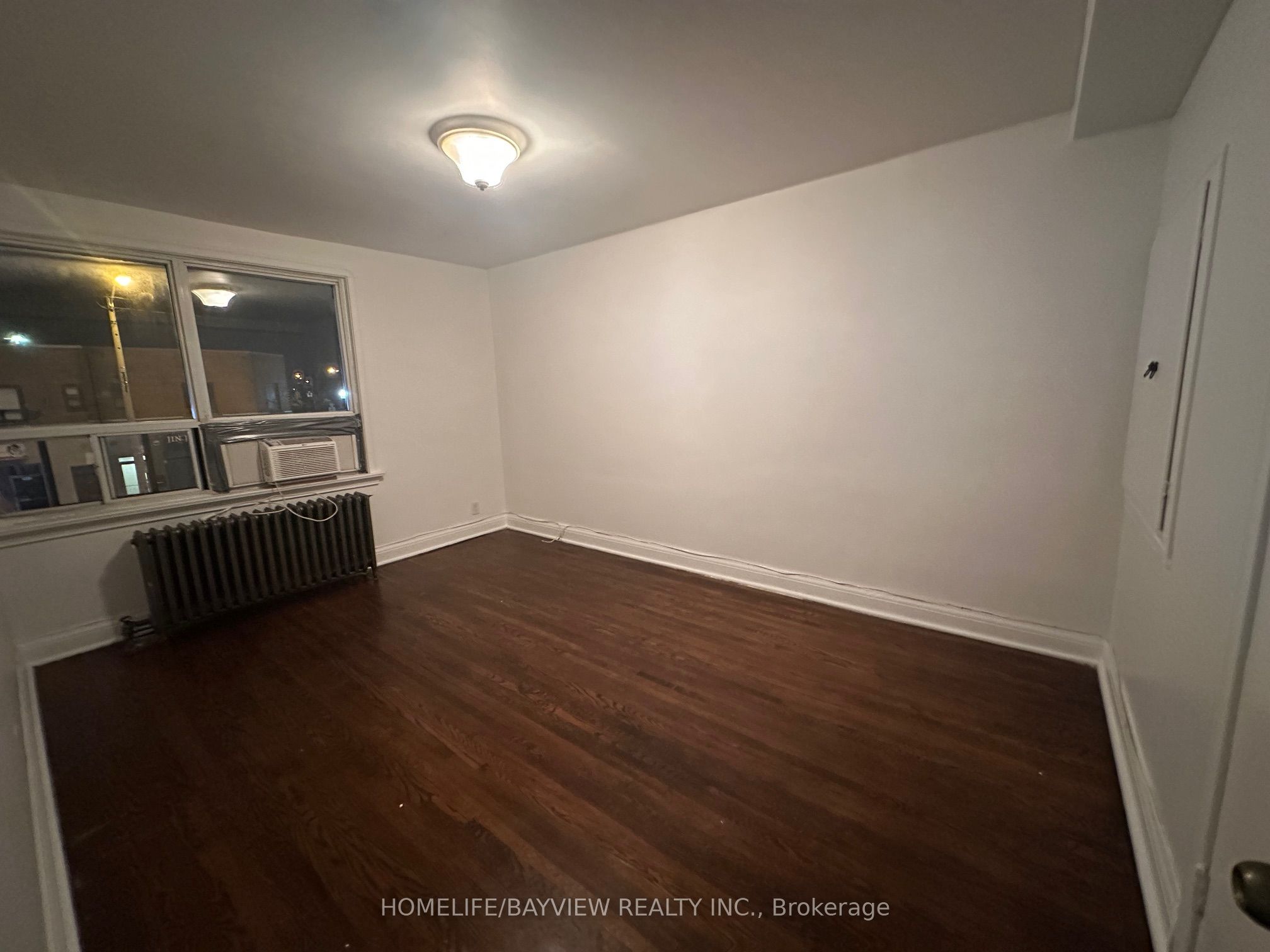 2597 Eglinton Avenue W 200, Toronto, ON M6M 1T3 photo 4