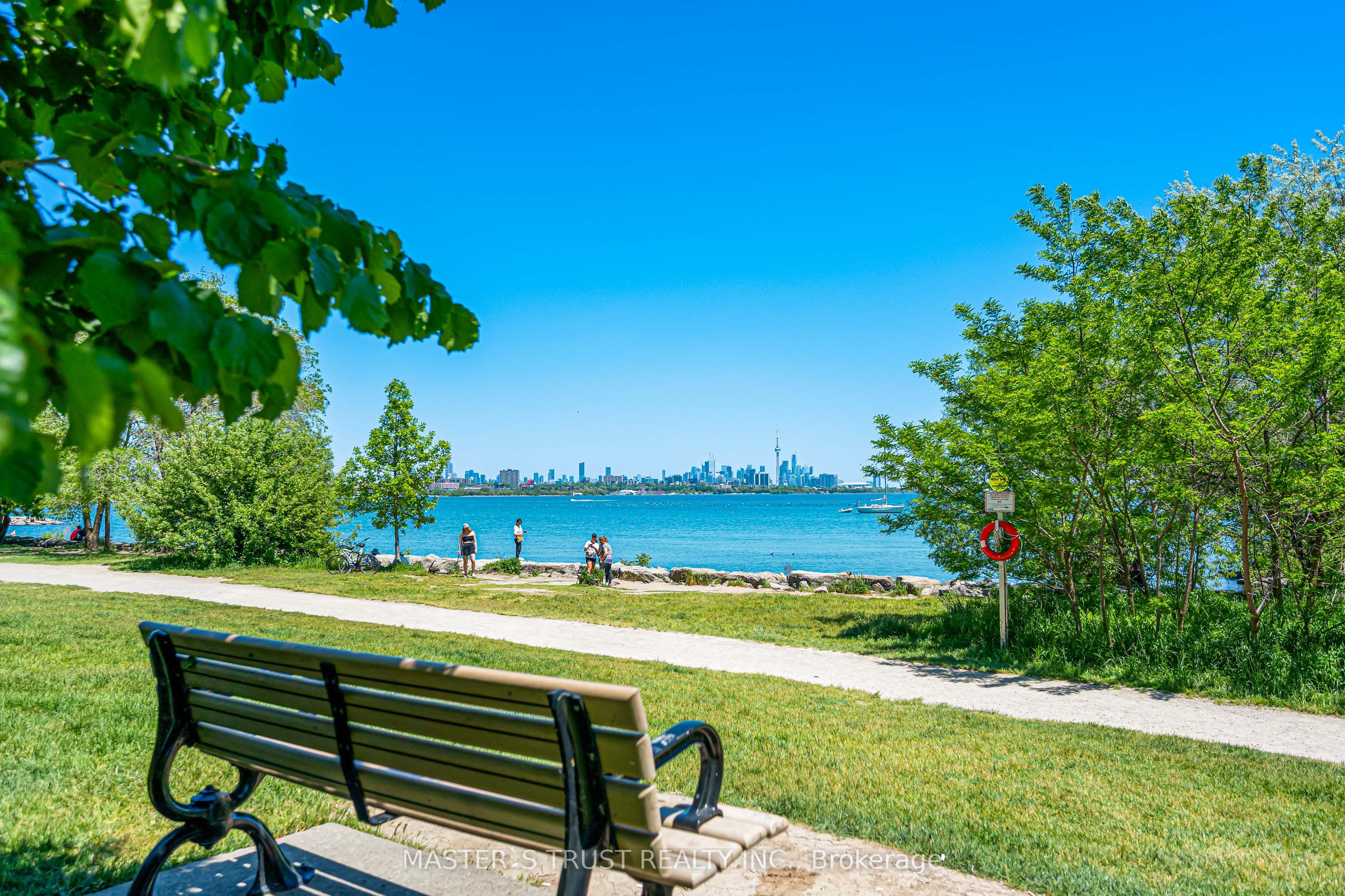 56 Annie Craig Drive #1109, Toronto, ON M8V 0C8