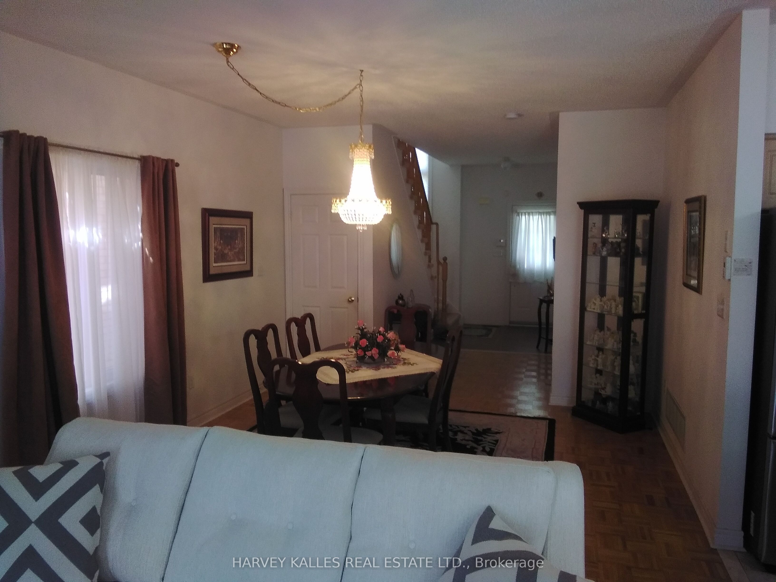 5561 Katy Gate, Mississauga, ON L5M 7M9 photo 4