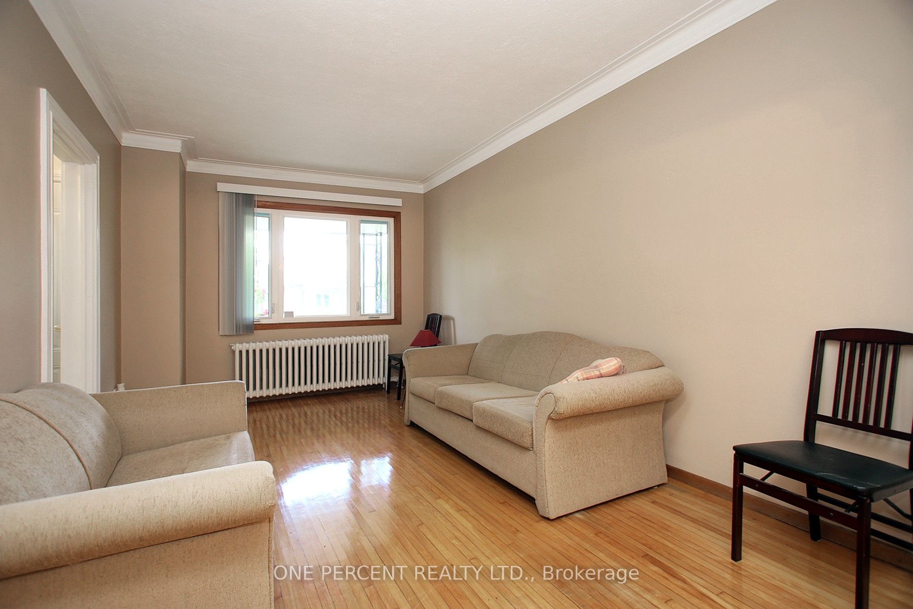 227 Livingstone Avenue, Toronto, ON M6E 2M3 photo 5