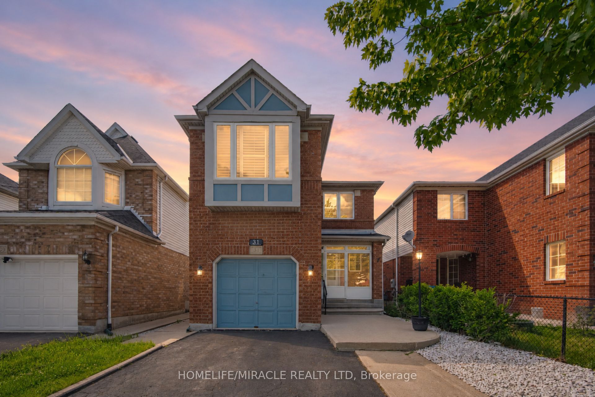31 Larkspur Road, Brampton, ON L6R 1W8