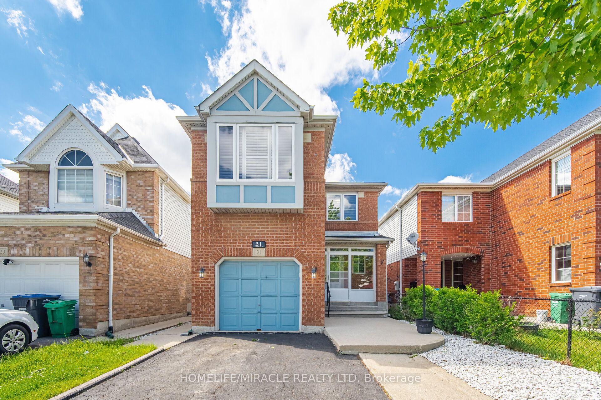 31 Larkspur Road, Brampton, ON L6R 1W8 photo 3