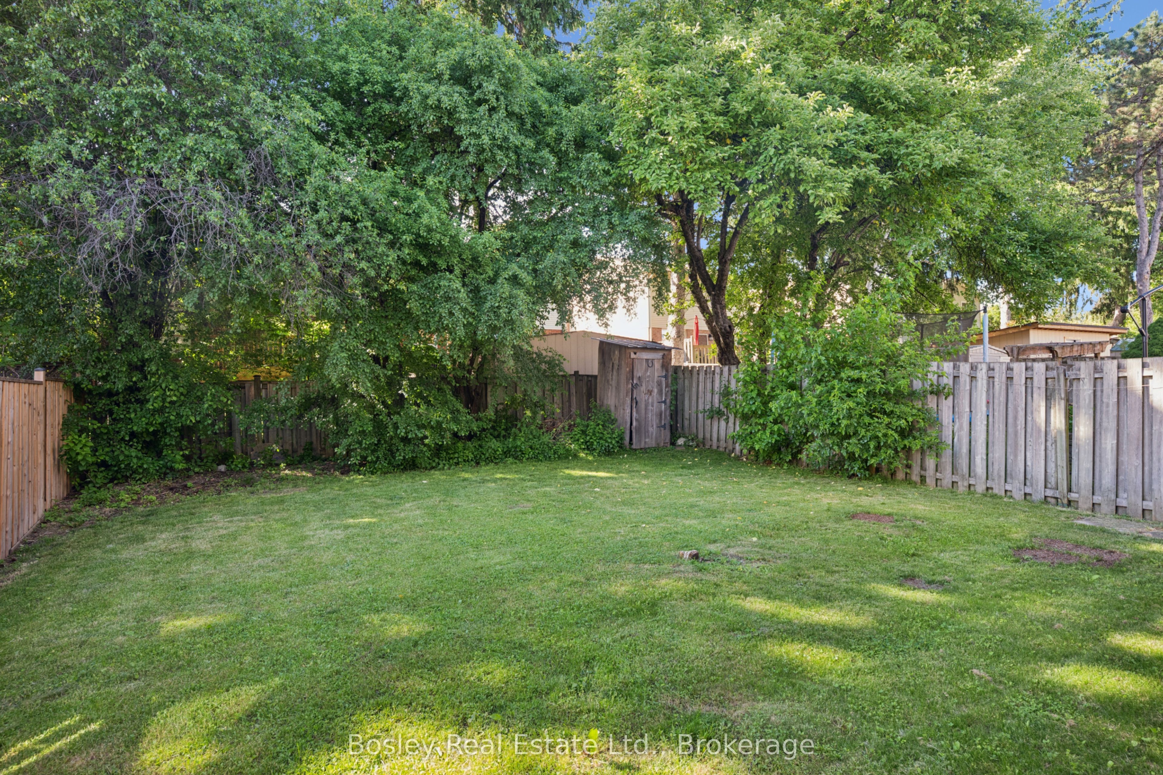 84 Cassander Crescent, Brampton, ON L6Z 1Z2 photo 2