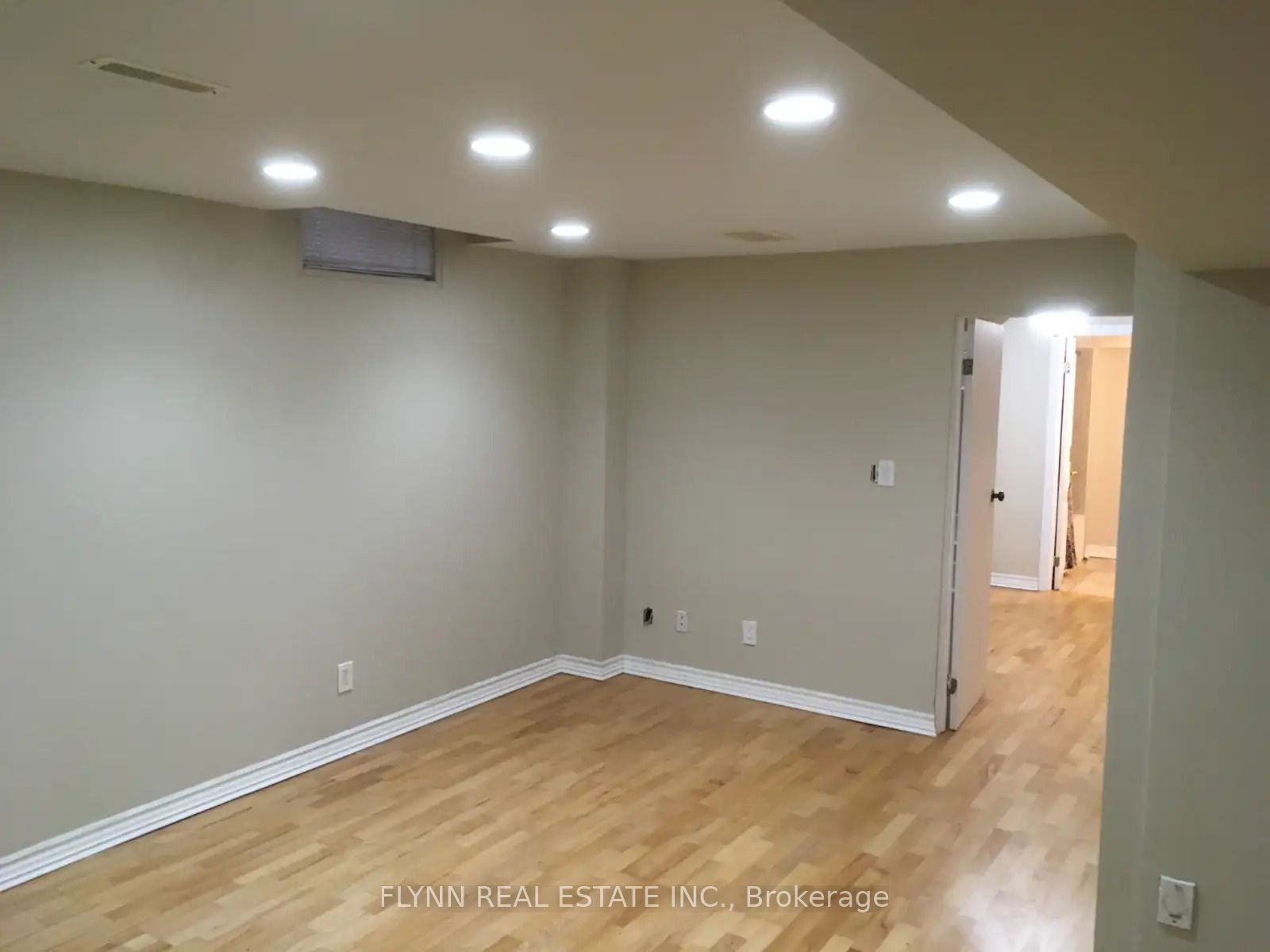 9 Panda Lane Basement, Brampton, ON L6S 5B9 photo 4