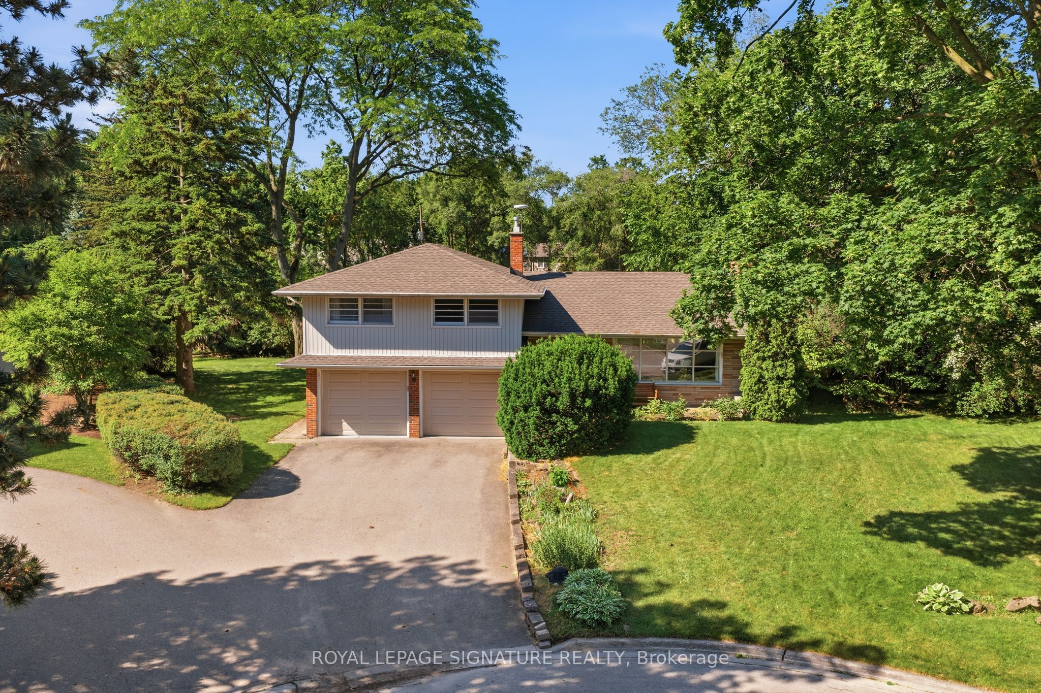 308 South Court S, Burlington, ON L7N 1S7