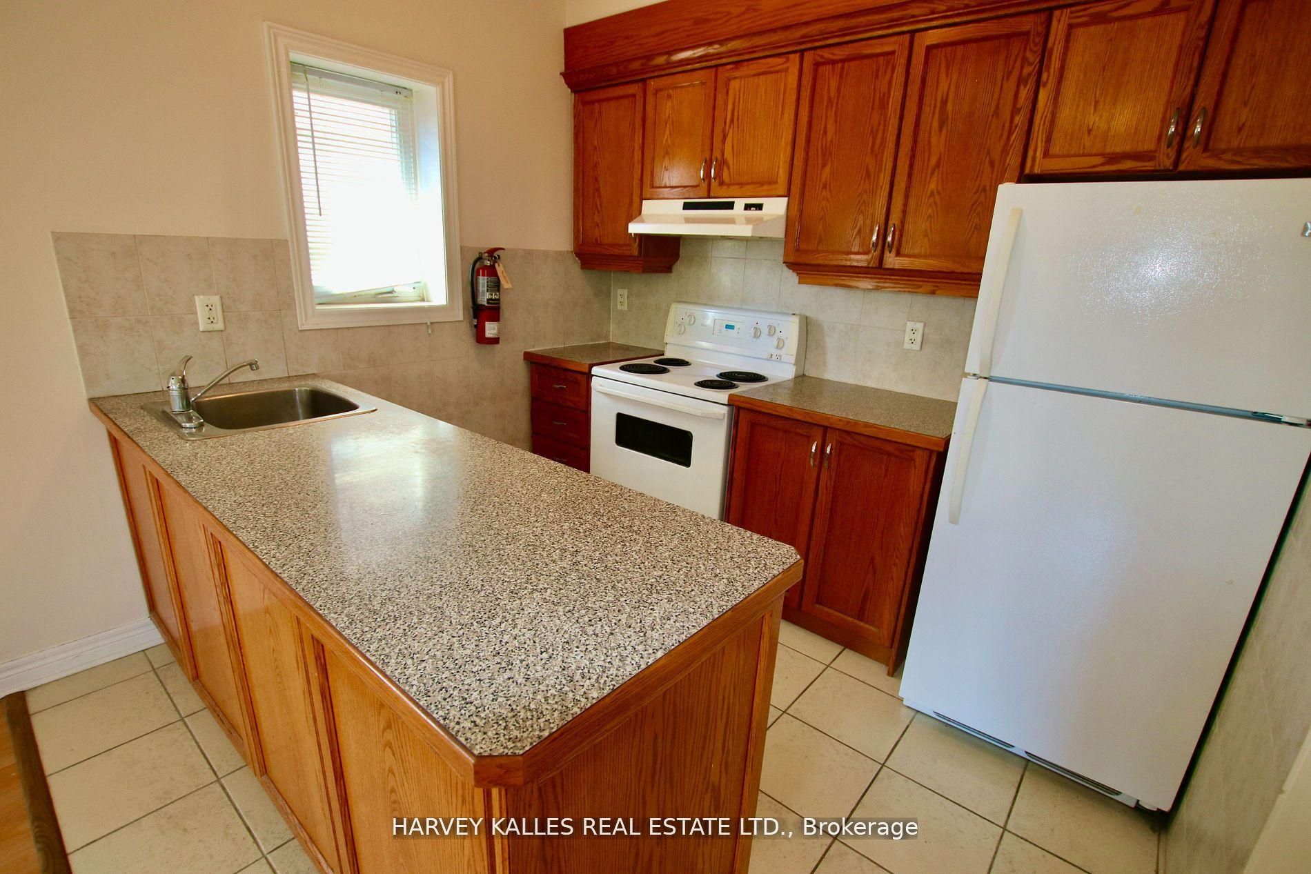 775 Ossington Avenue 2, Toronto, ON M6G 3T8 photo 3