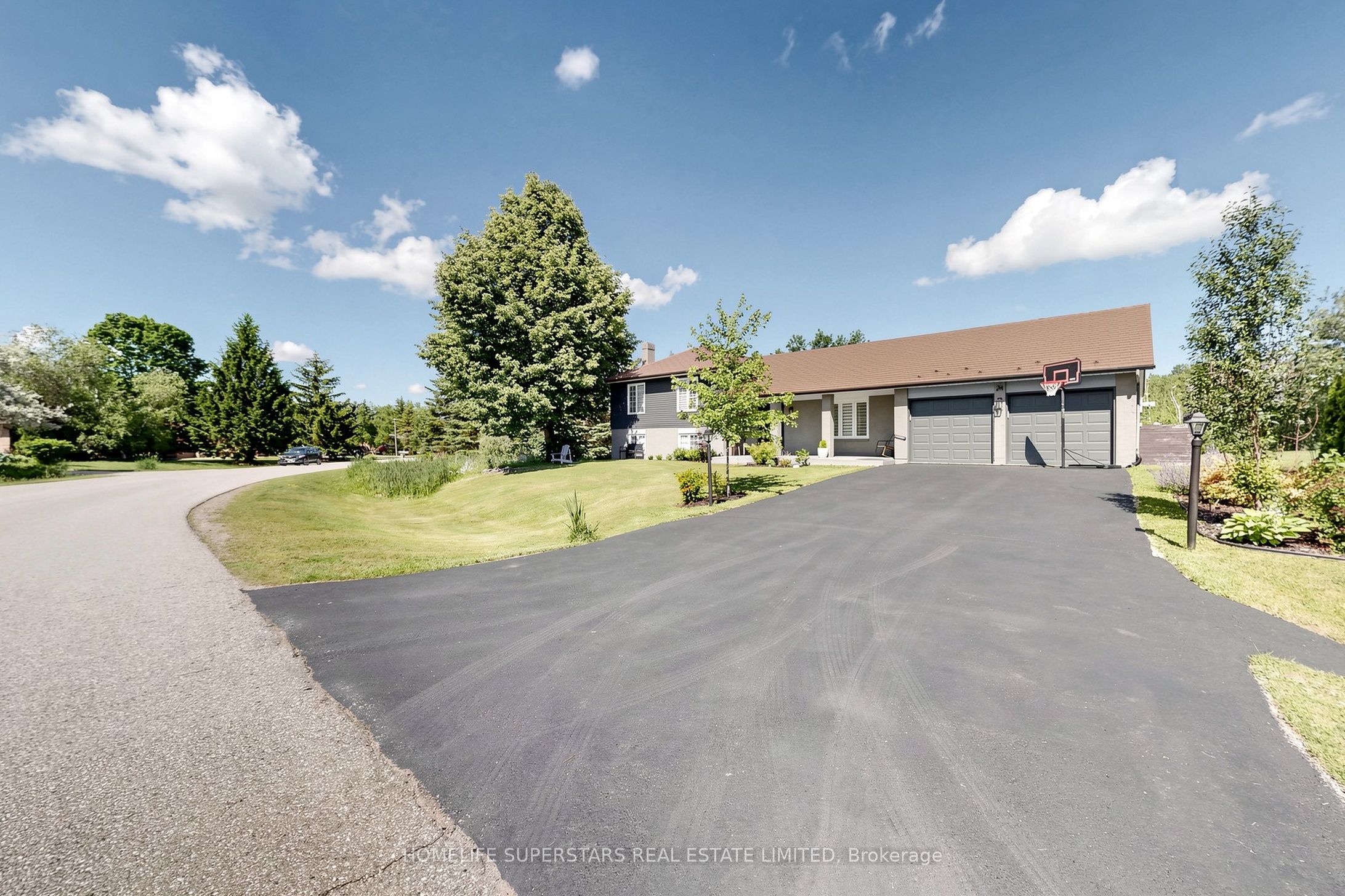 24 Mcgregor Drive, Caledon, ON L7K 0B2 photo 2