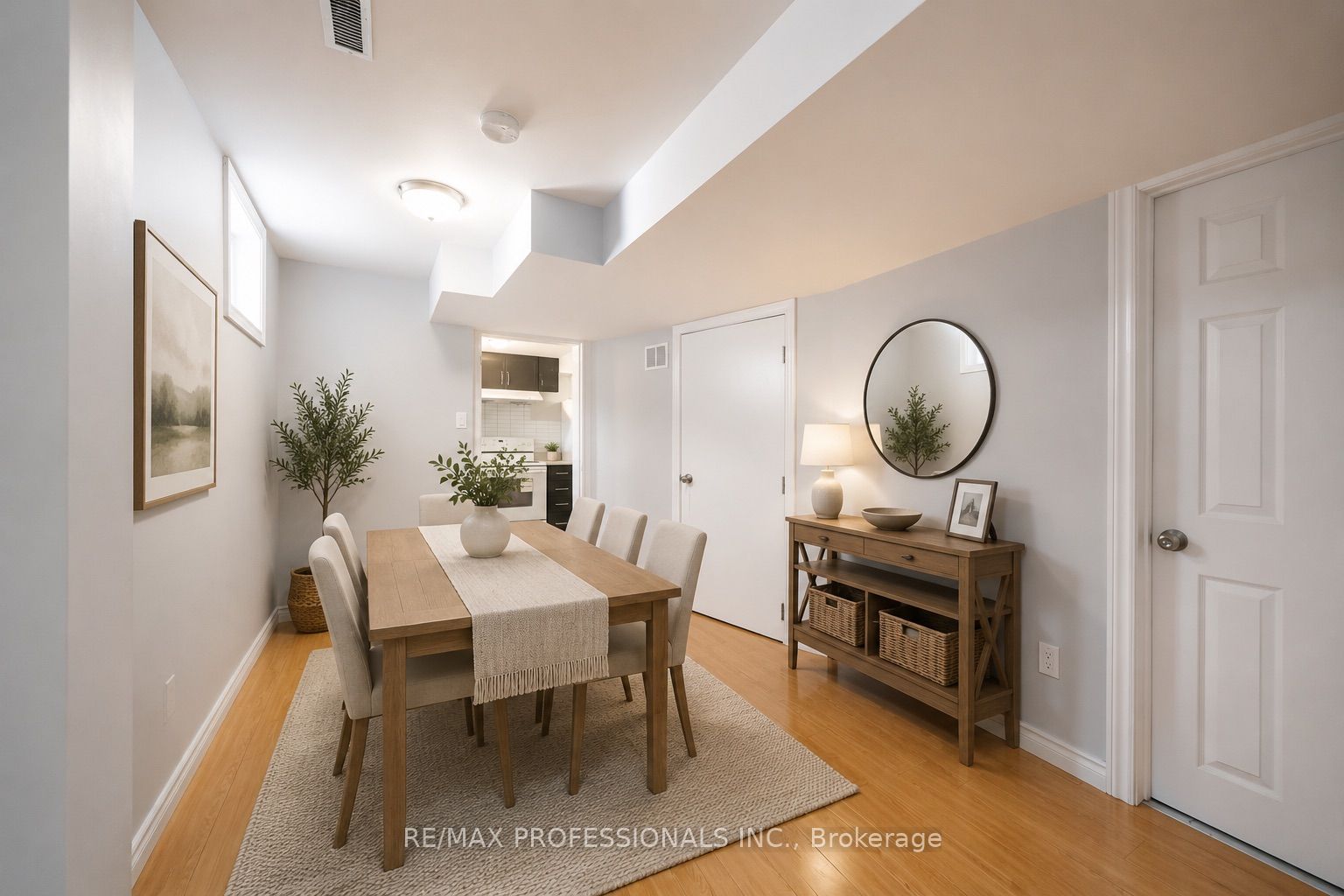 35A Bowie Avenue Bsmt, Toronto, ON M6E 2P2 photo 4