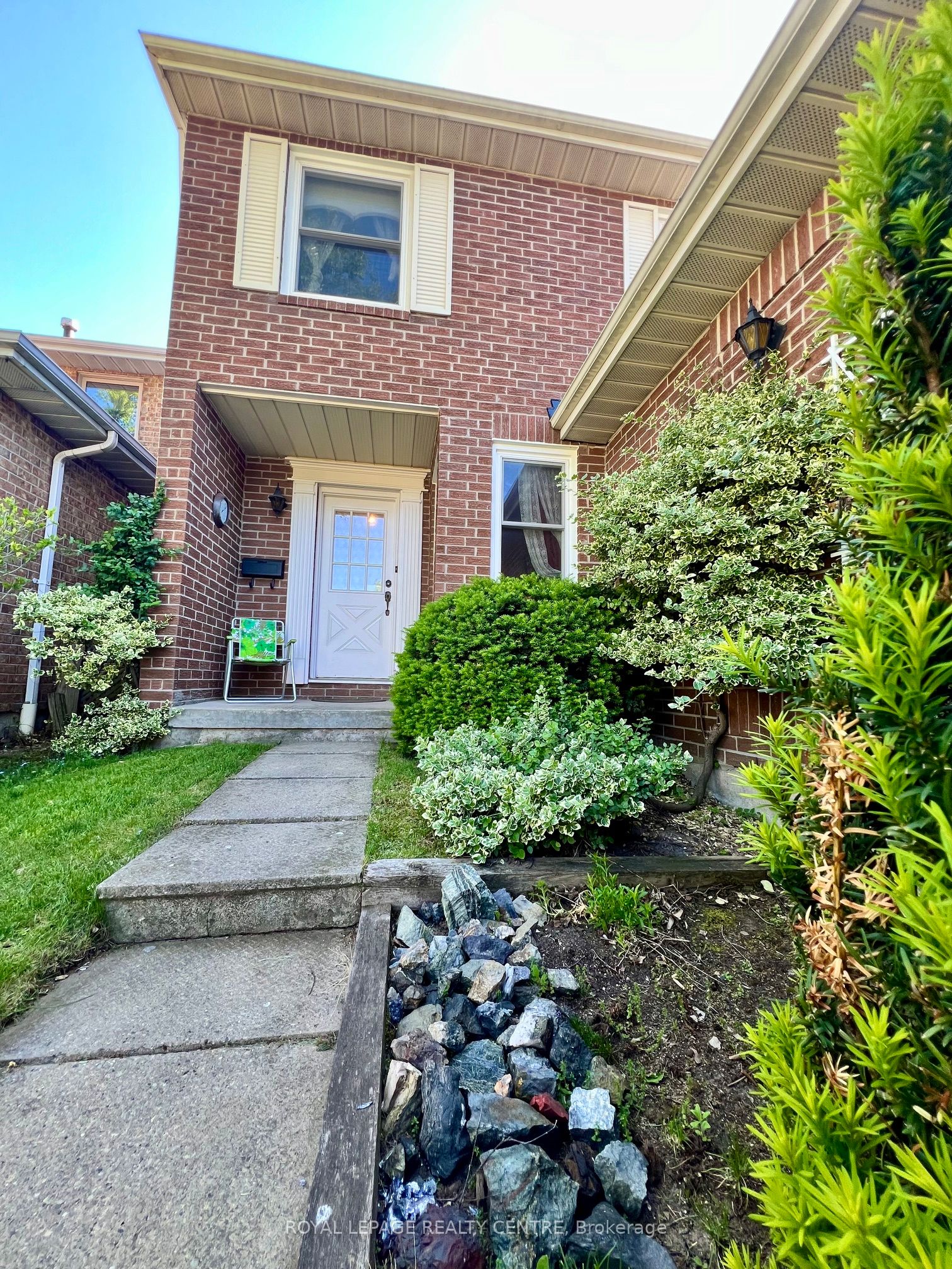 4156 Wheelwright Crescent, Mississauga, ON L5L 2X6 photo 2